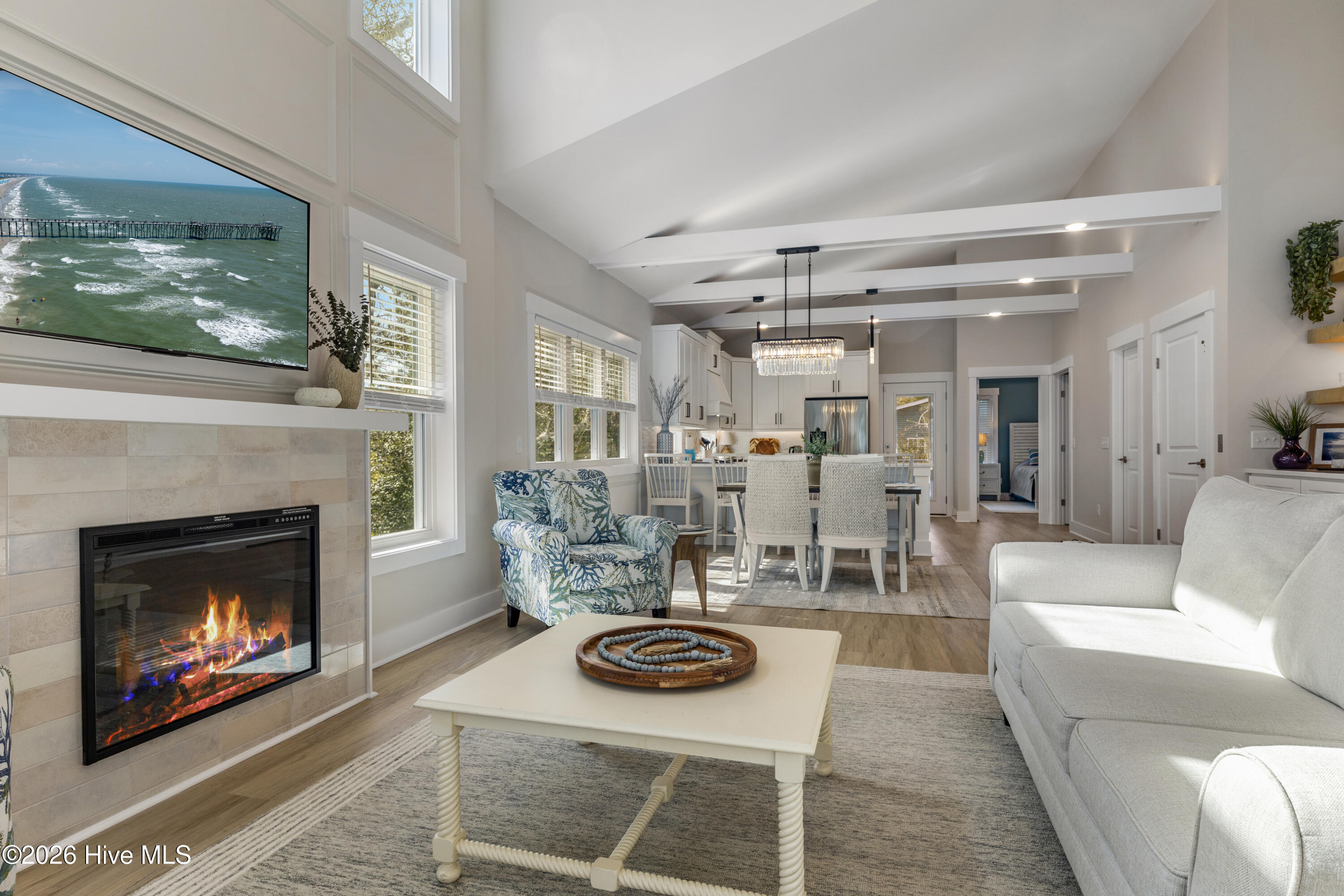 100555658 | Photo 15