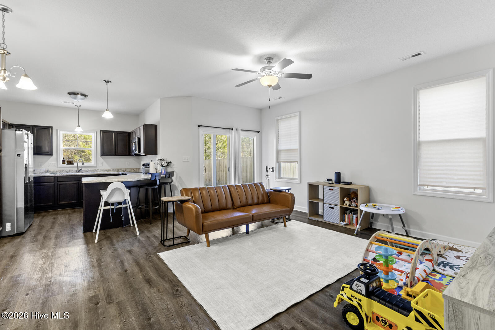 100555334 | Photo 10