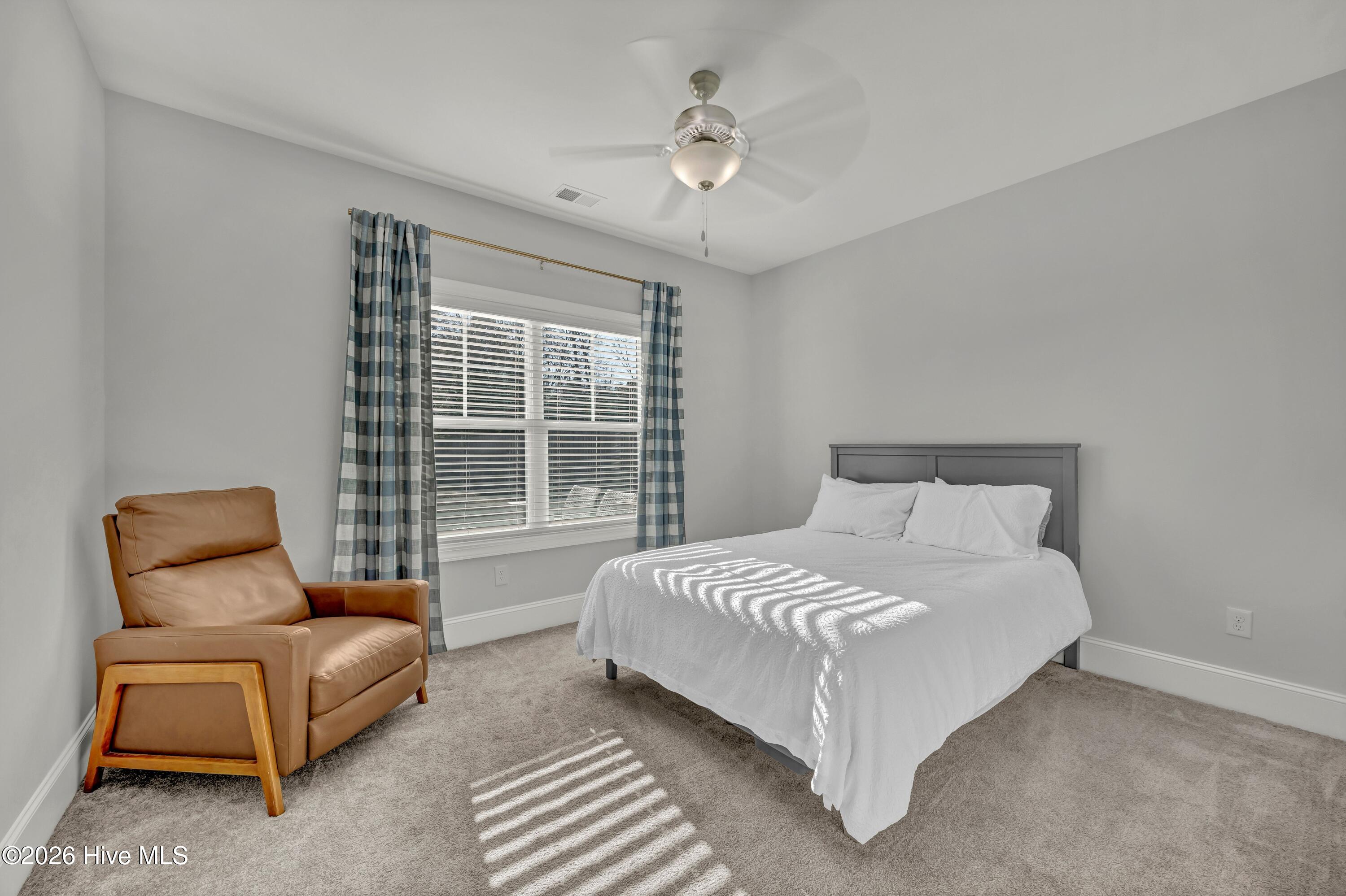 100555311 | Photo 26