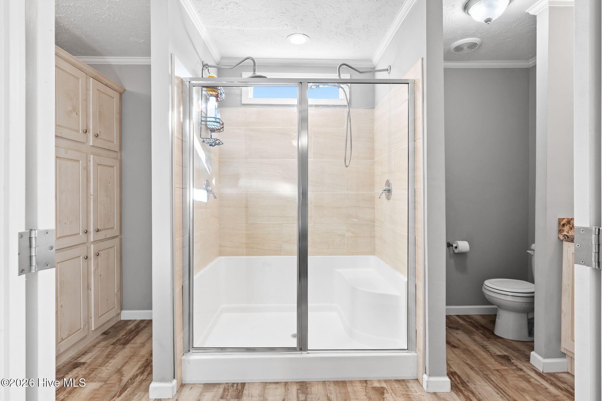 100533101 | Photo 12