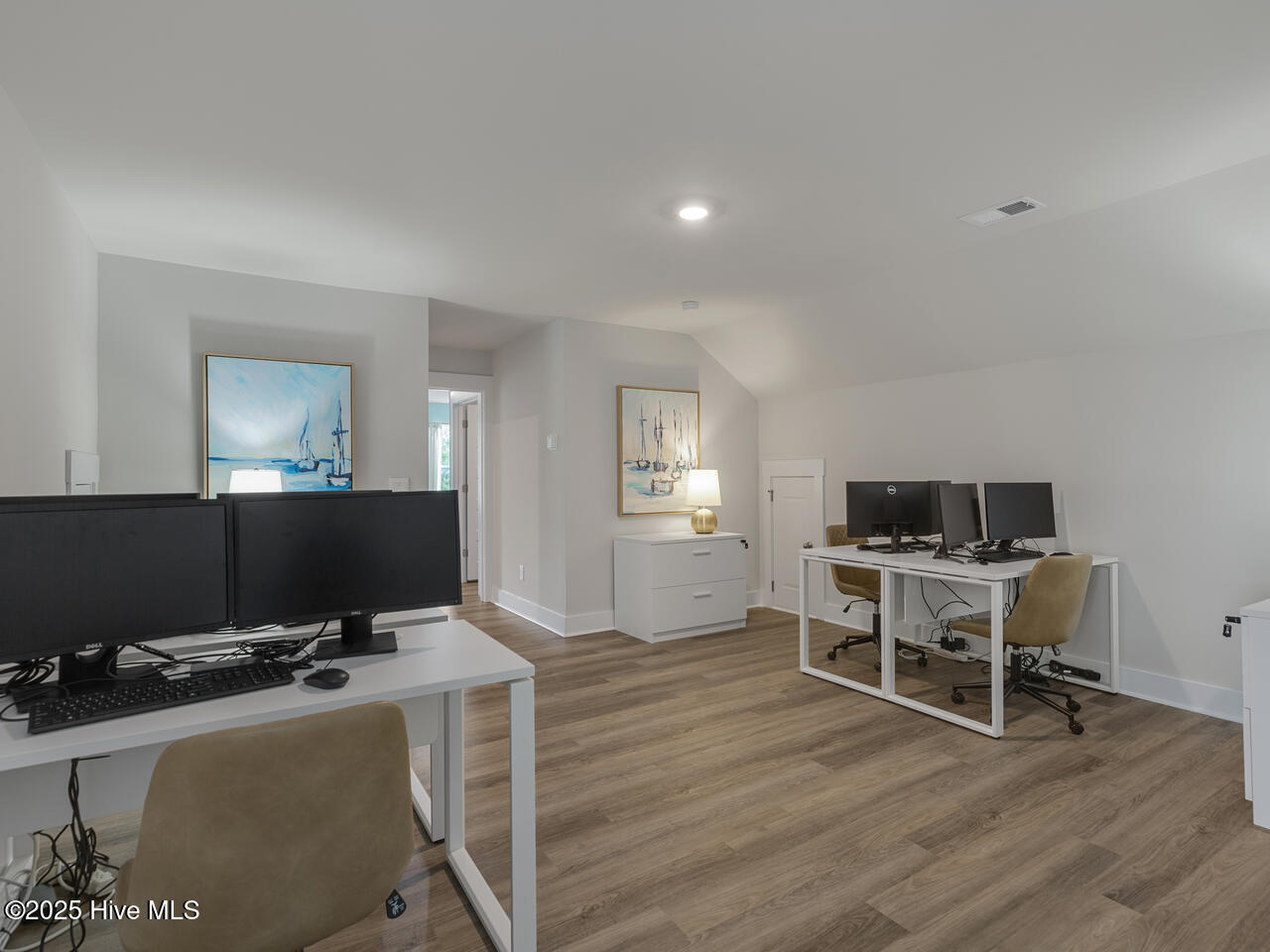 100539469 | Photo 31