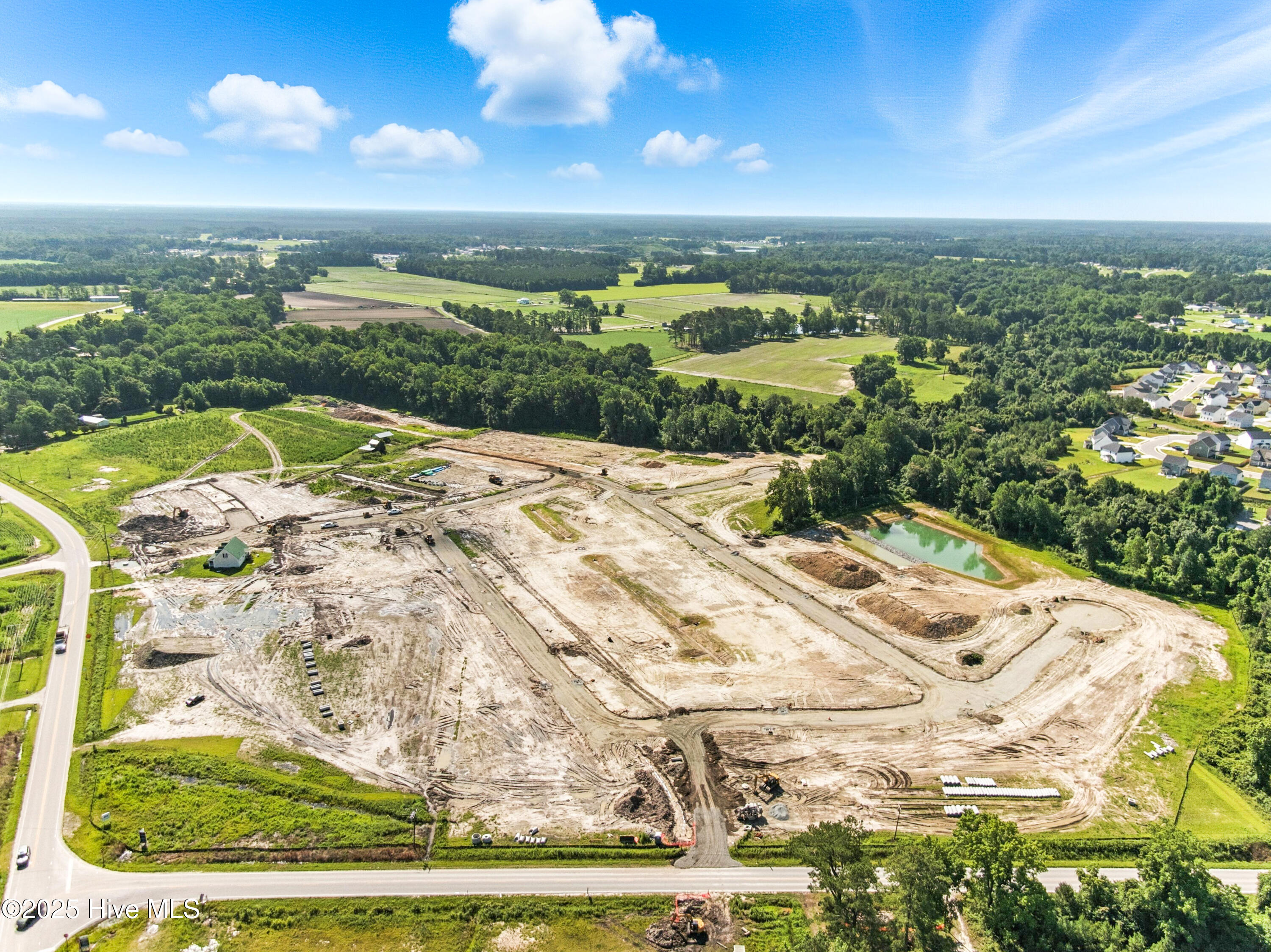 100557267 | Photo 21