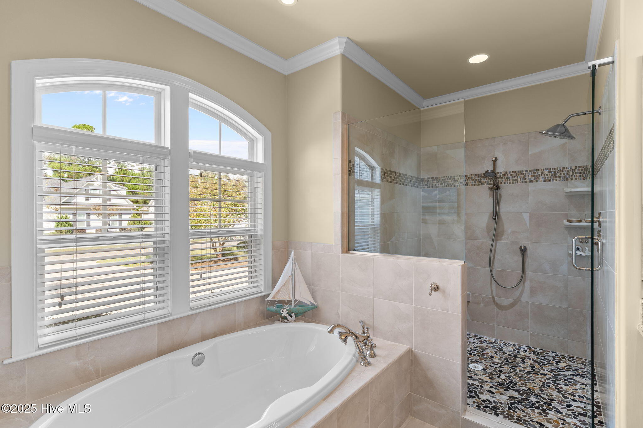 100552271 | Photo 22