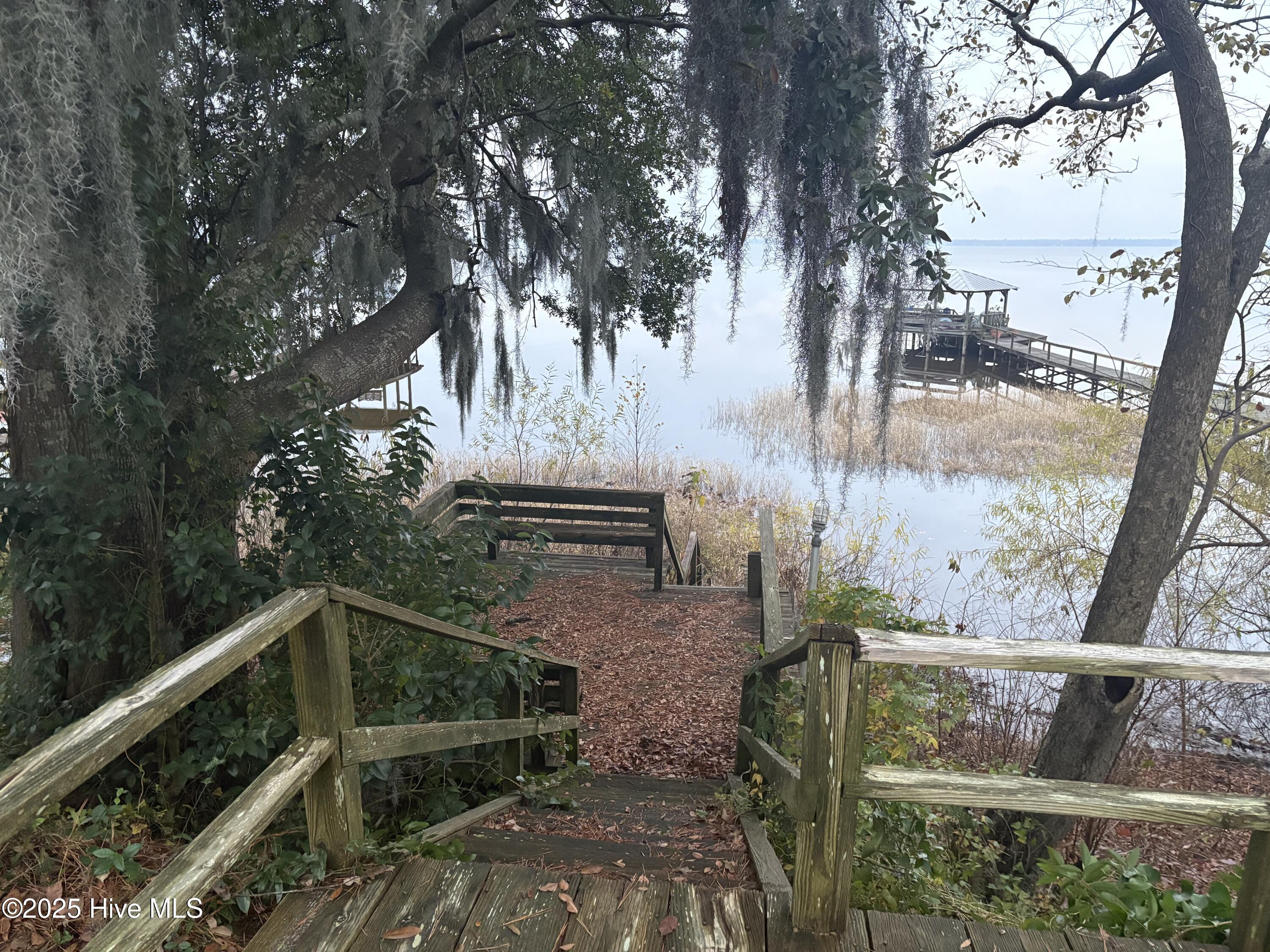 100544908 | Photo 19