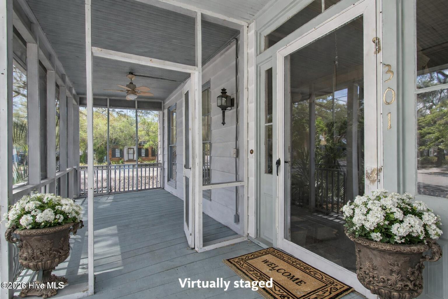 100566206 | Photo 13