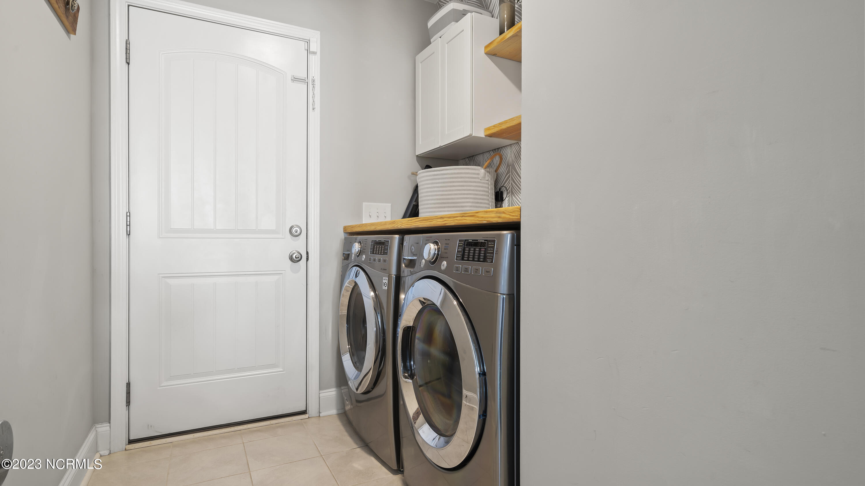 100563607 | Photo 21