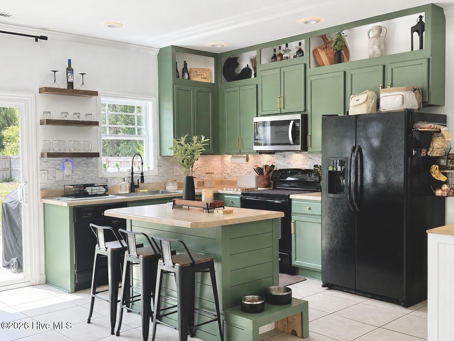 121 Blueberry Fields Road,Maple Hill