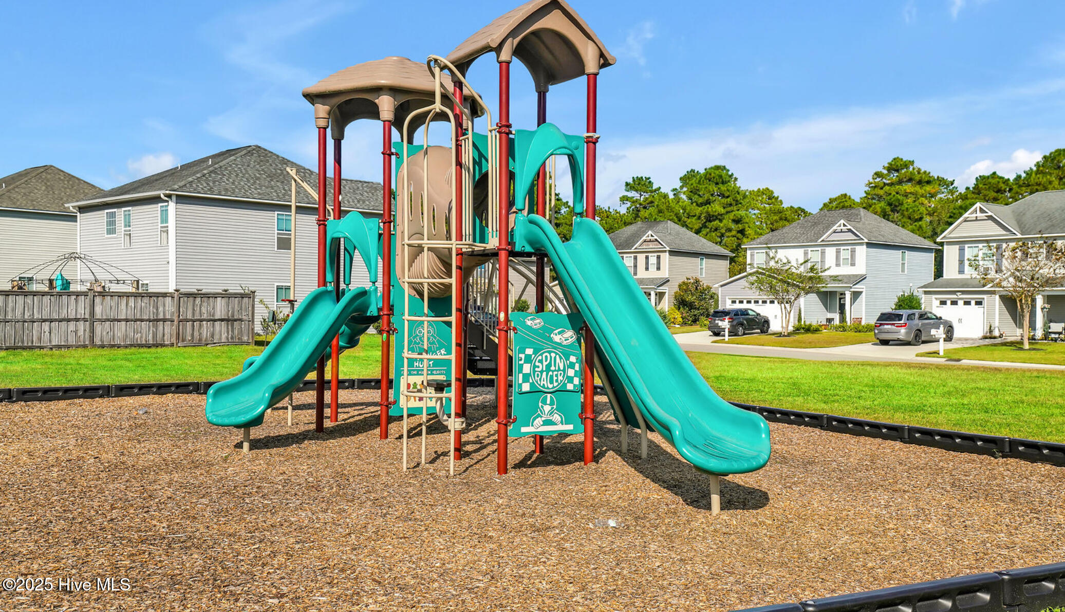 100547163 | Photo 45