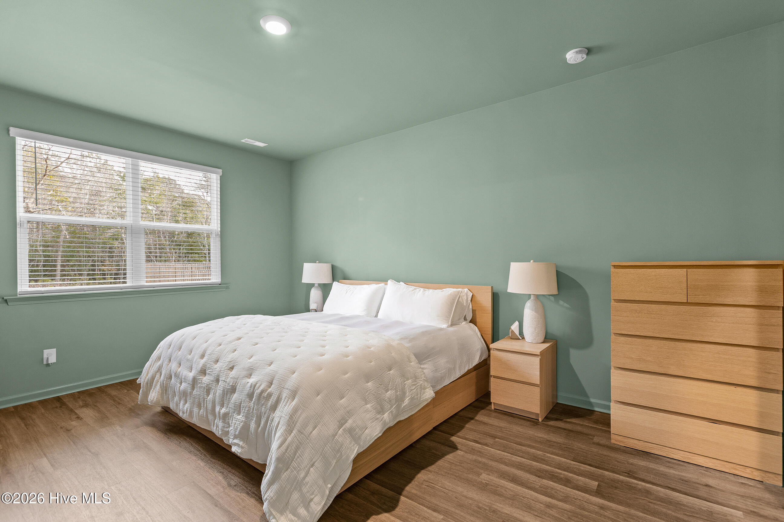 100552254 | Photo 16