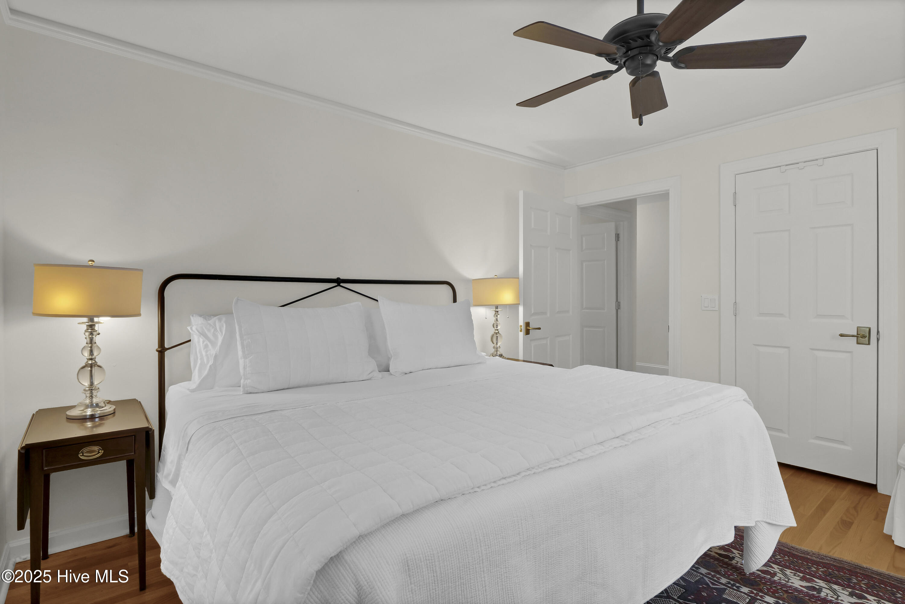 100539968 | Photo 28