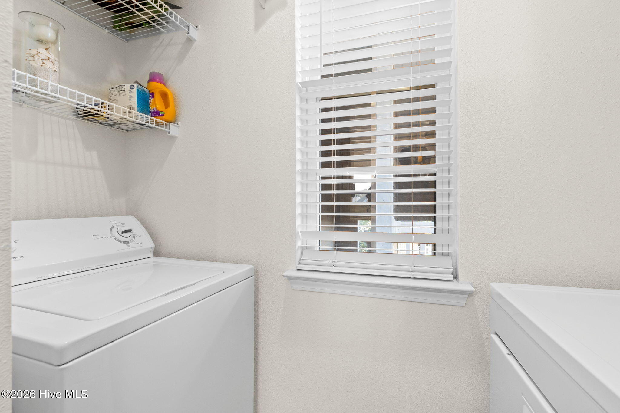 100553900 | Photo 10