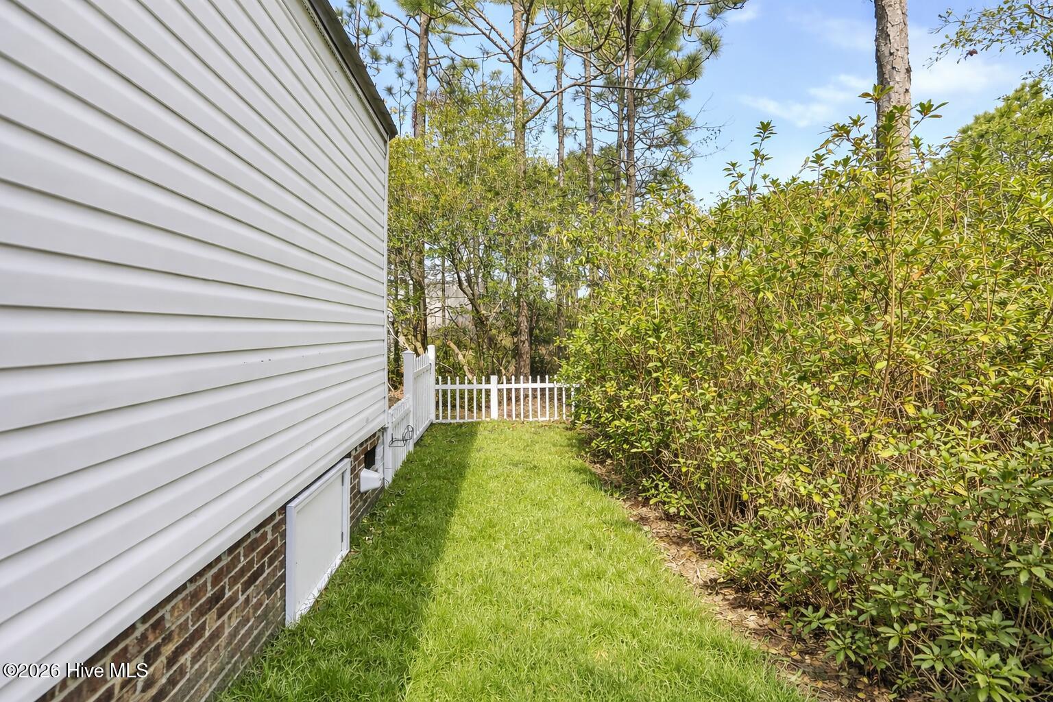 100552632 | Photo 33