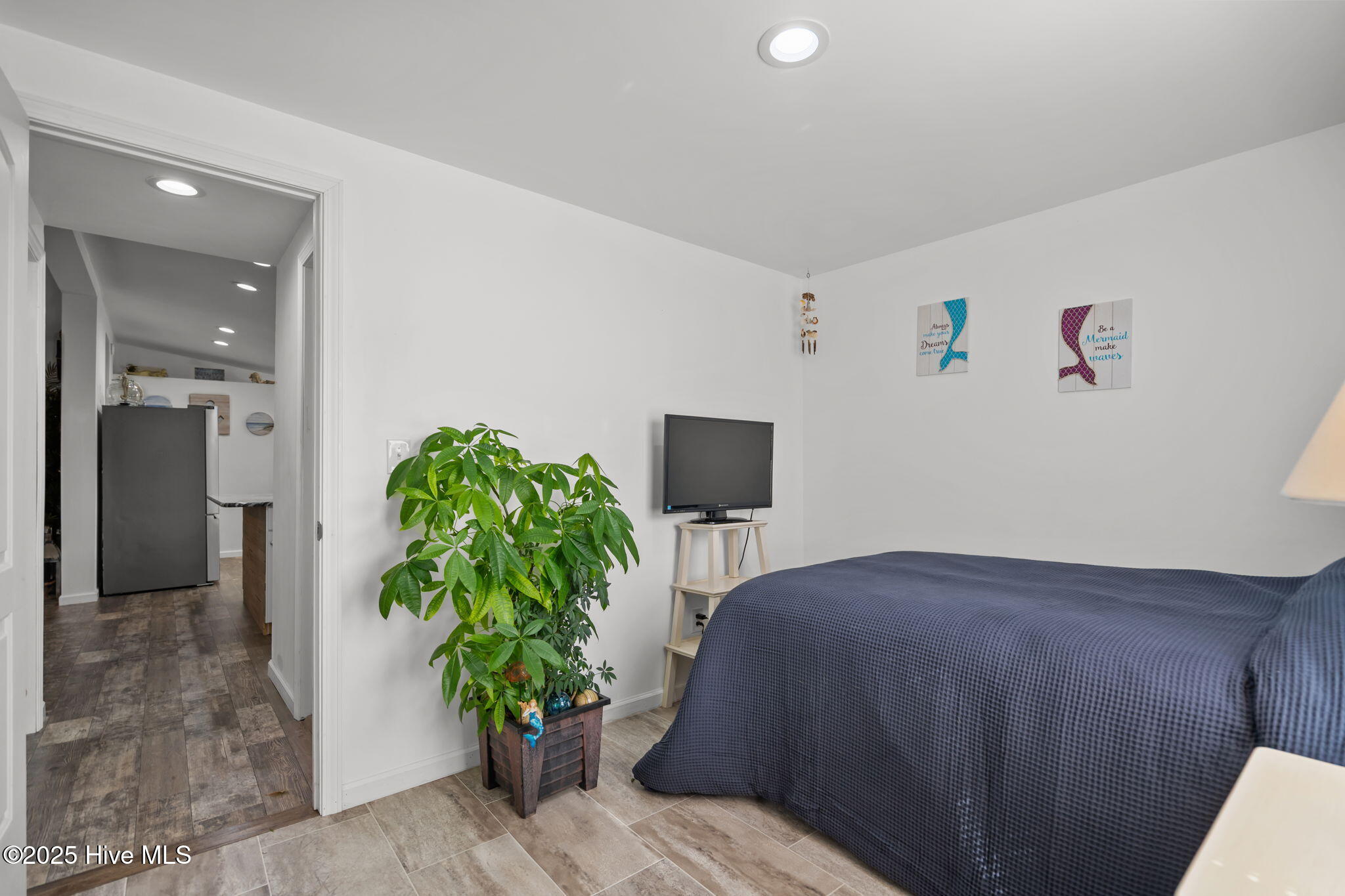 100528032 | Photo 30