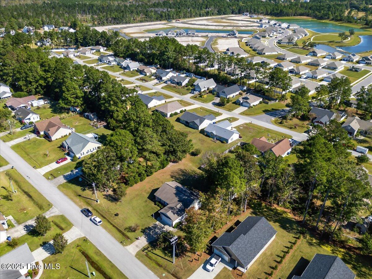 100537242 | Photo 54