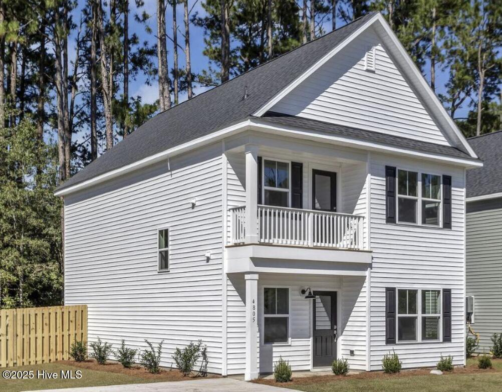 100547597 | Photo 11