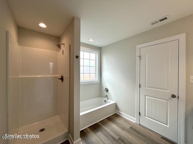 100560843 | Photo 56