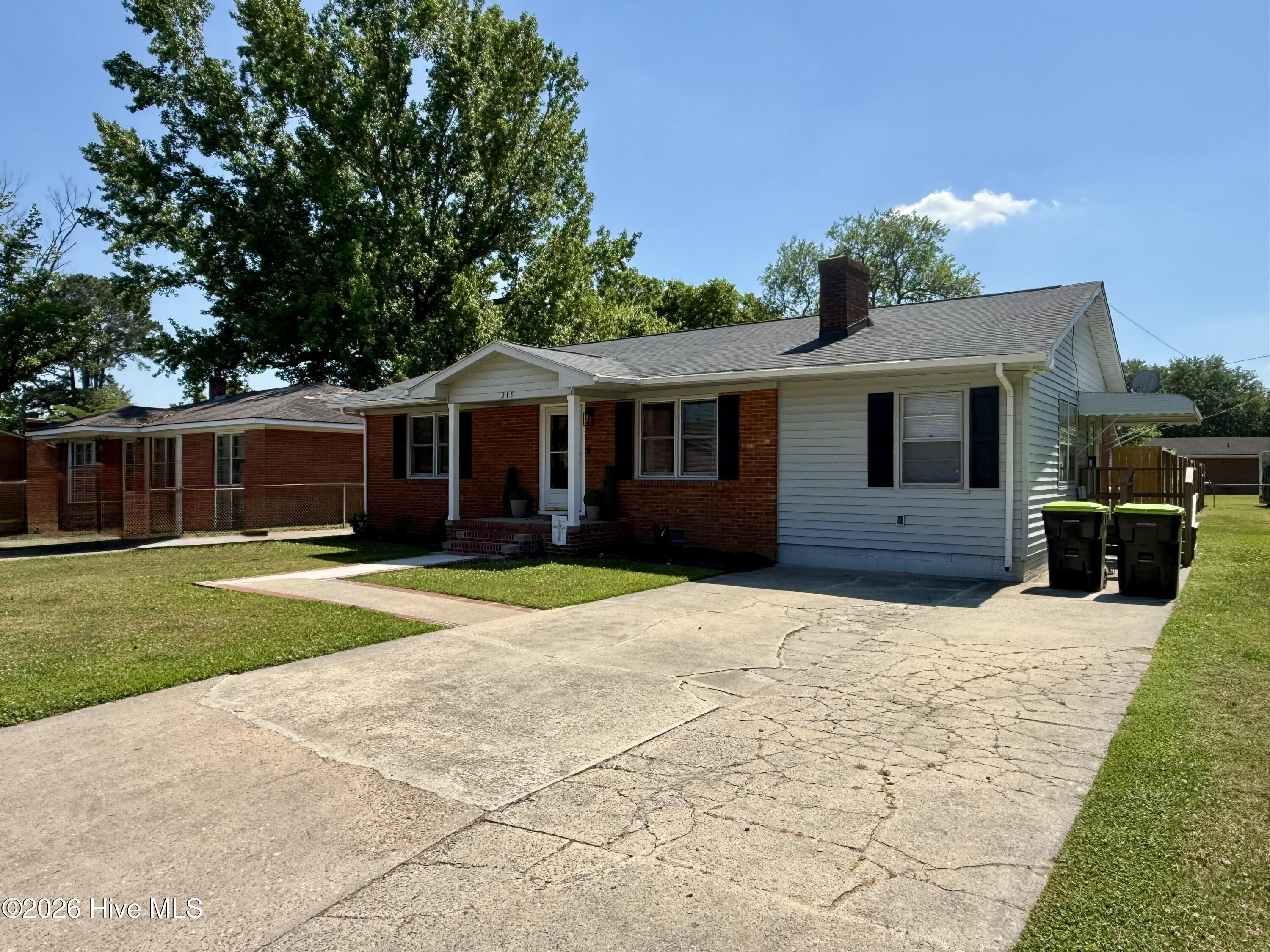 Homes for sale in Williamston, NC | 215 N Edgewood Ave, Williamston, NC 27892 | MLS# 100576079