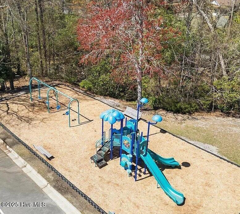 100520505 | Photo 28