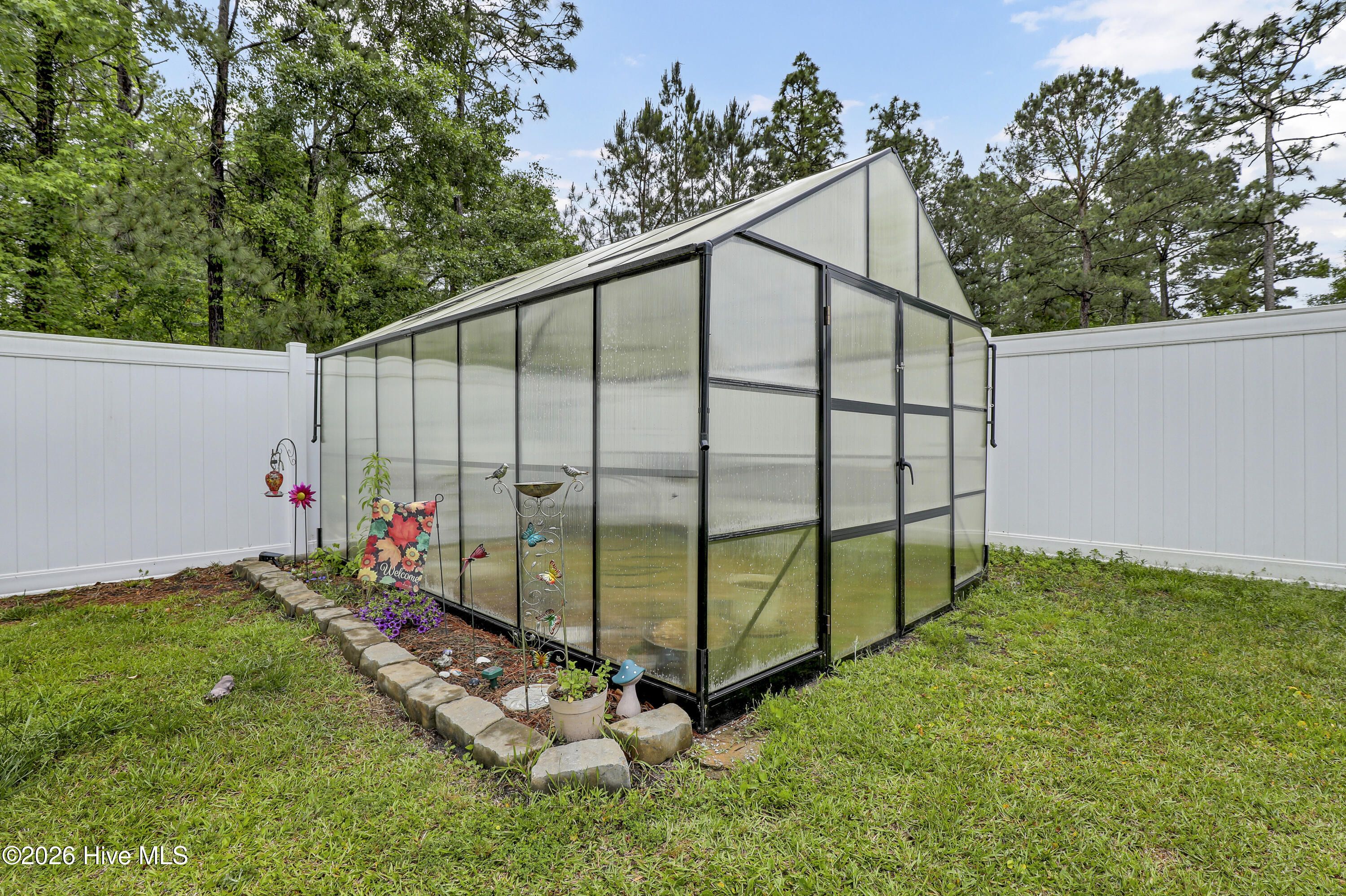 201 Wedgefield Circle,Maple Hill