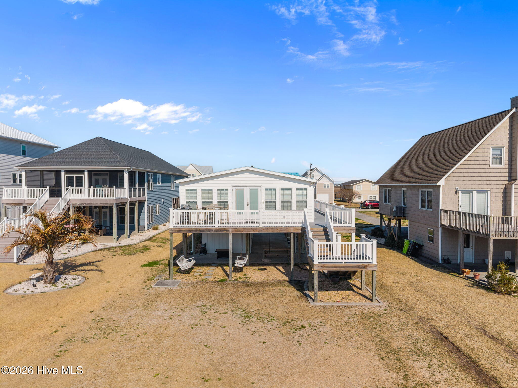 100558073 | Photo 54