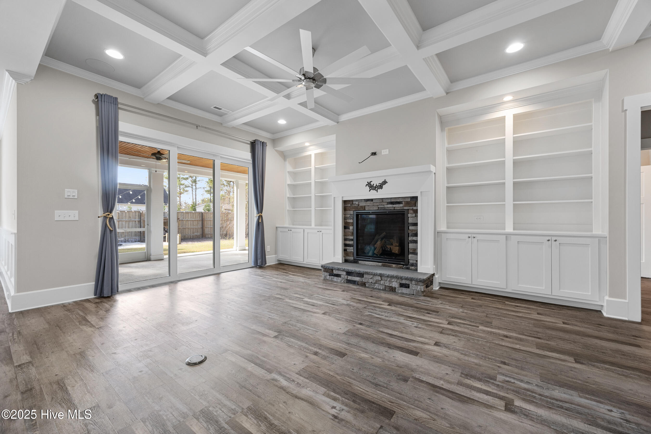 100544586 | Photo 19