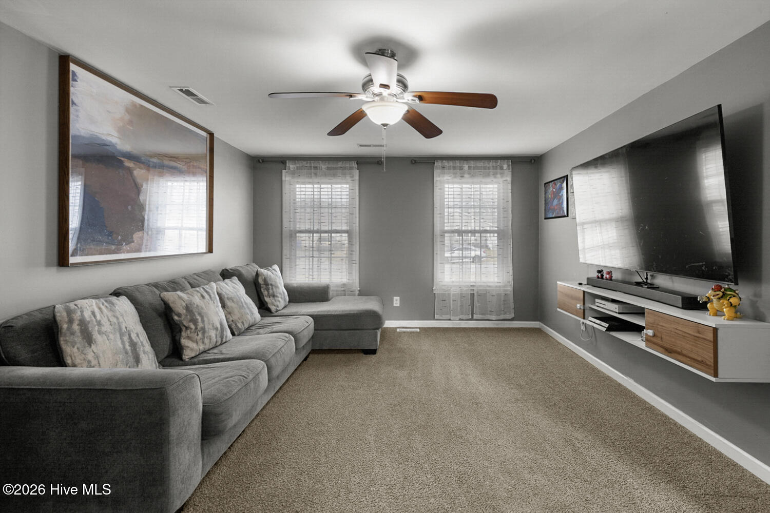 100550663 | Photo 27