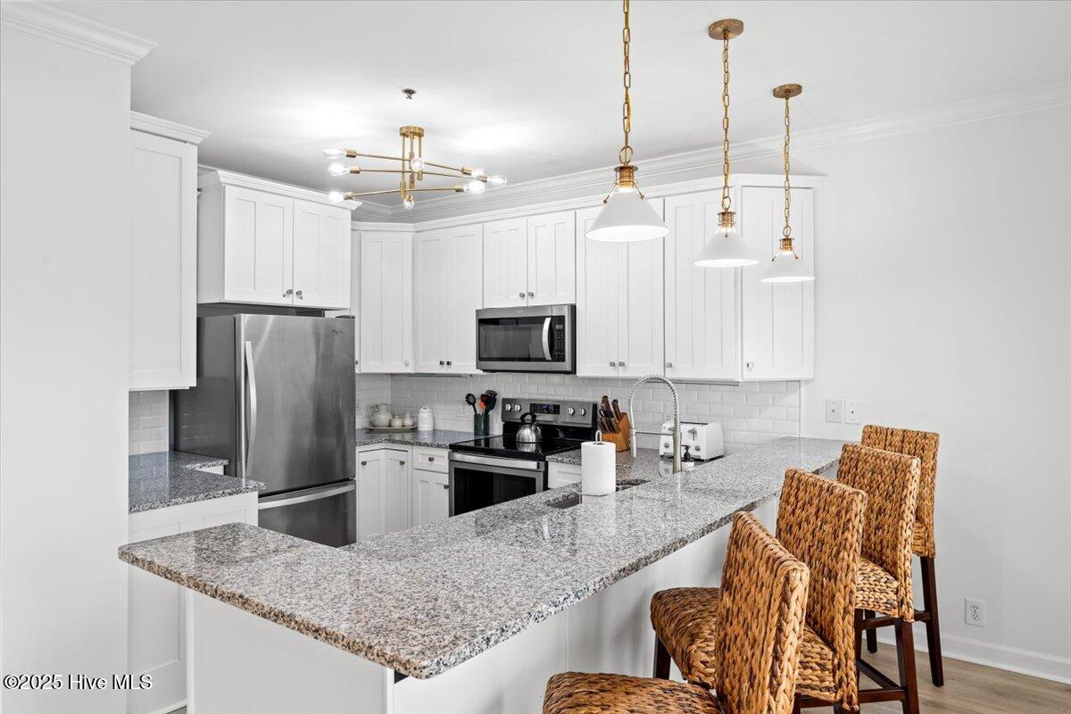 100540998 | Photo 12