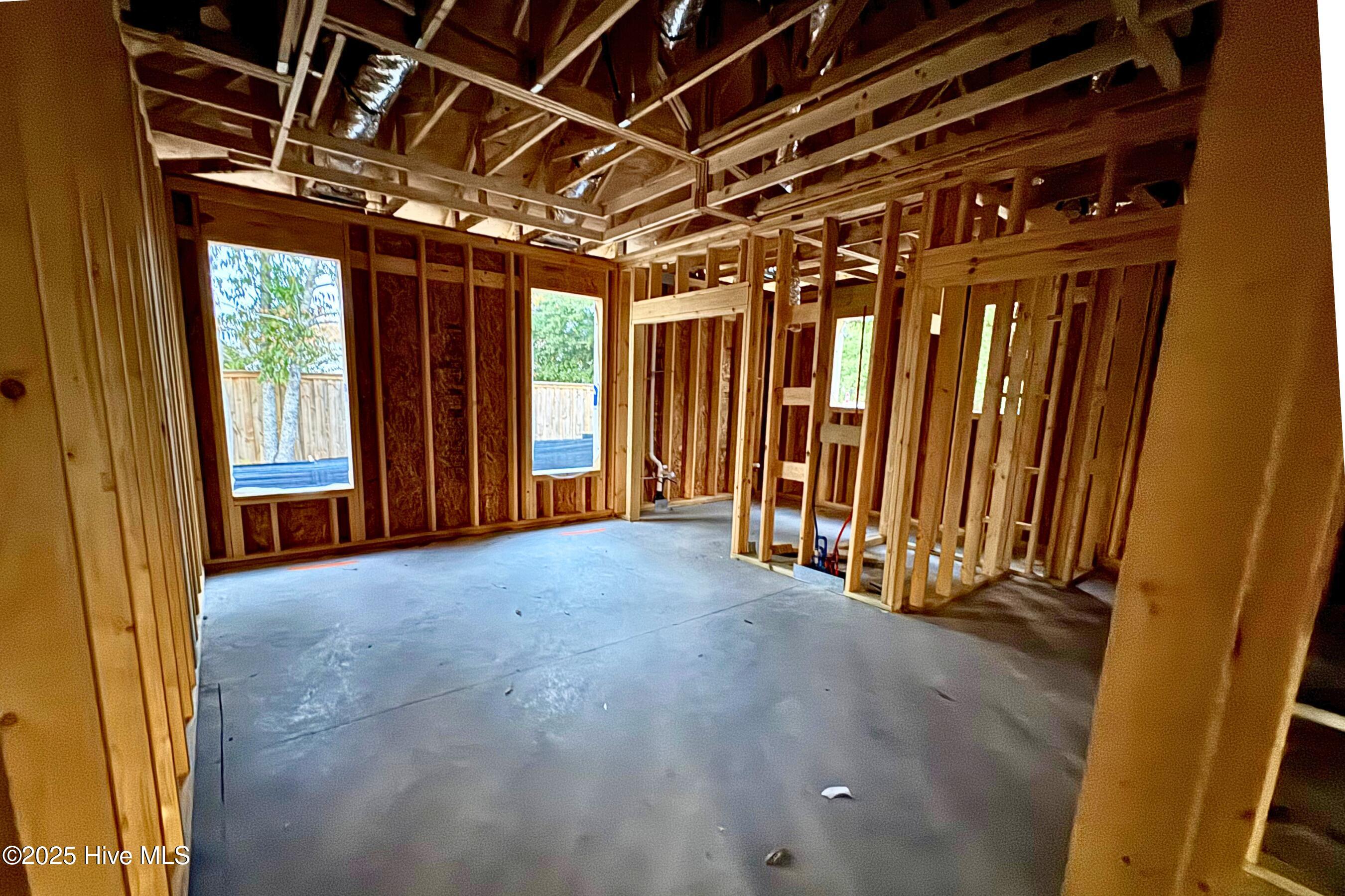 100543554 | Photo 10