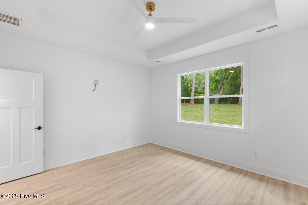327 S Belvedere Drive, Hampstead, NC 28443 – photo 11: 425A1099