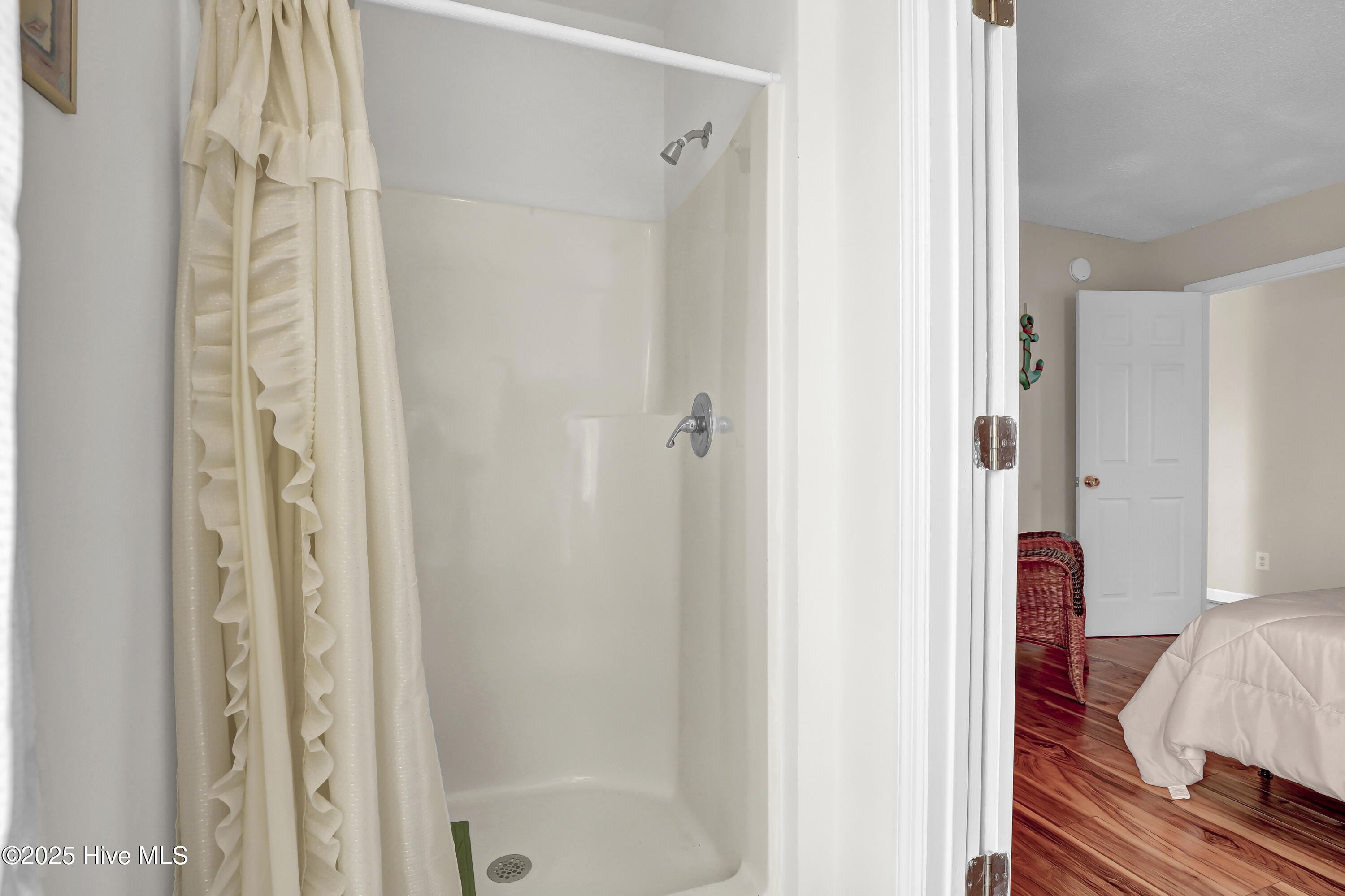 100521146 | Photo 10