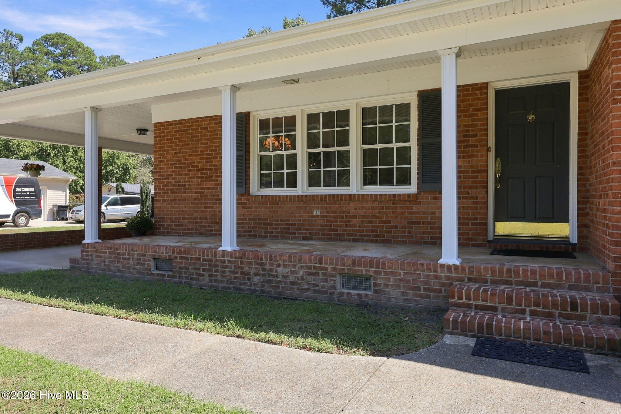 Photo 4 of Single family home for sale at 309 Forest Dr, La Grange, NC 28551 | MLS# 100604903 | Listing updated on 2026-09-20