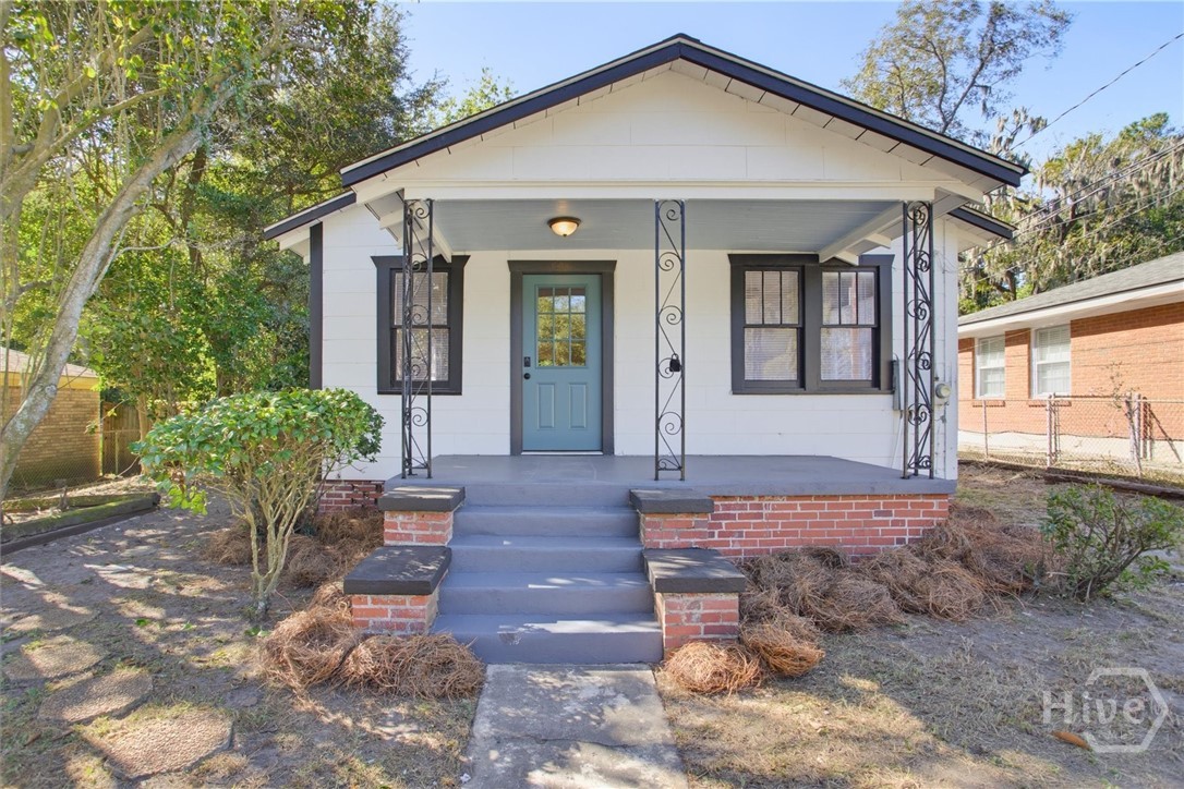 Photo 3 of Single family home for sale at 49 Saint Johns Ave, Savannah, GA 31404 | MLS# SA366877 | Listing updated on 2026-10-23