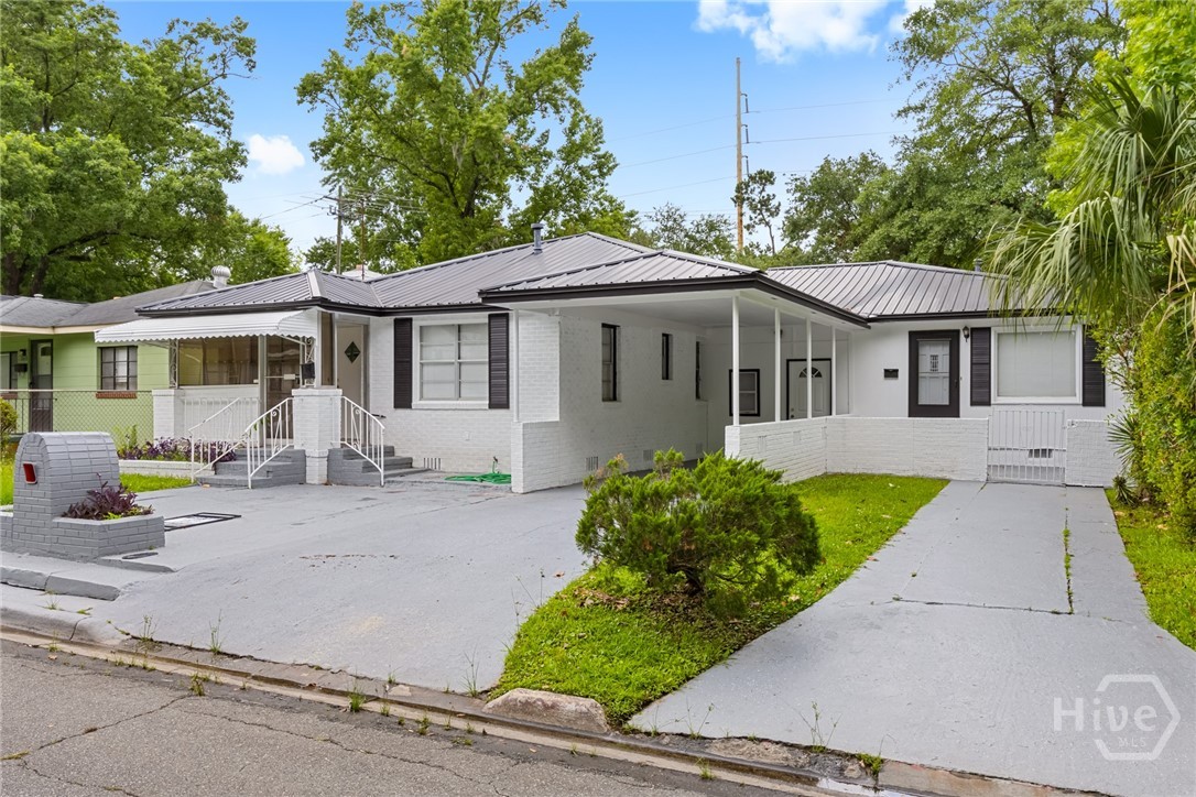 Homes for sale in Savannah, GA | 819 W 51St St, Savannah, GA 31405 | MLS# SA344226