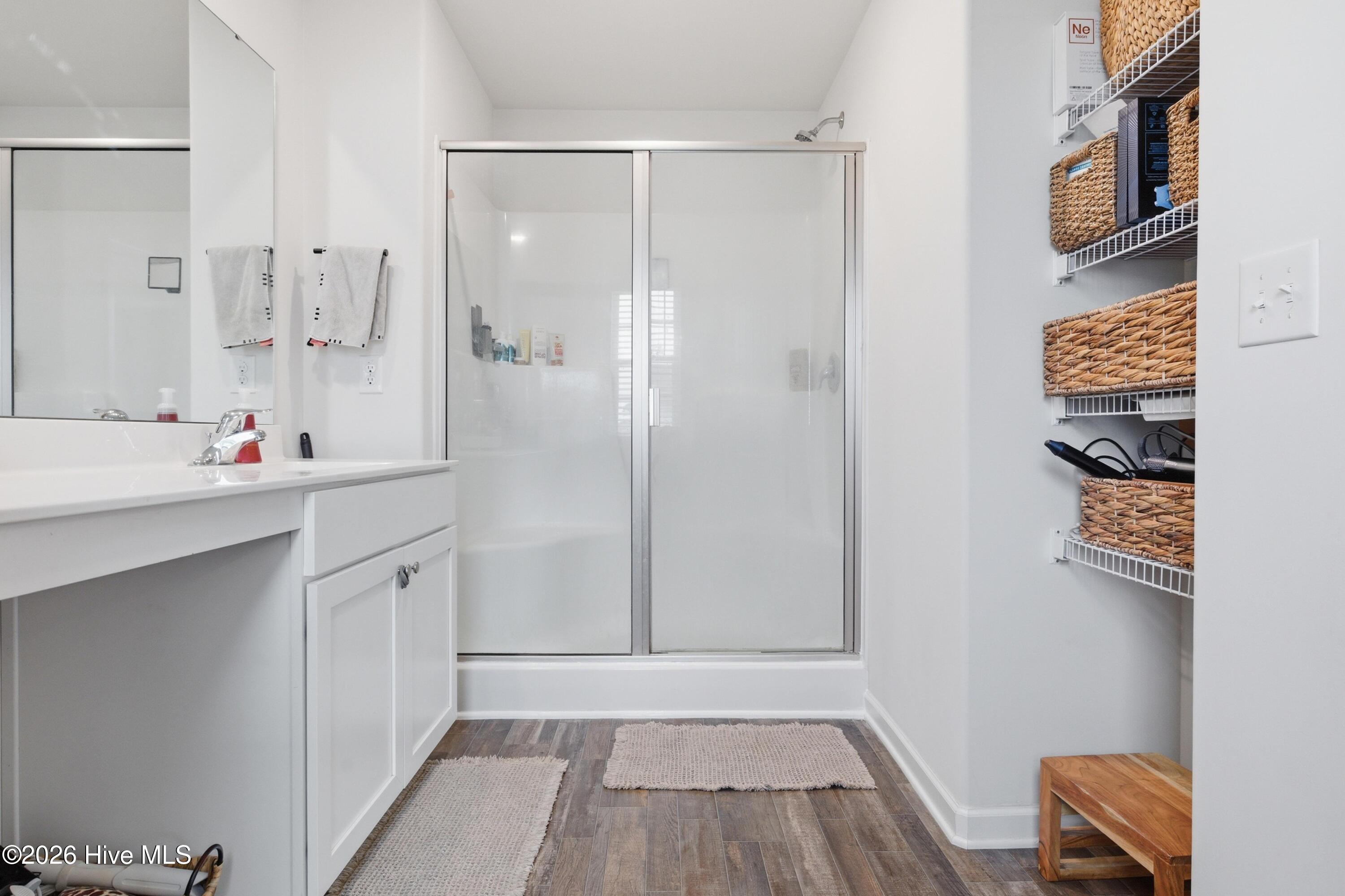 100558075 | Photo 27