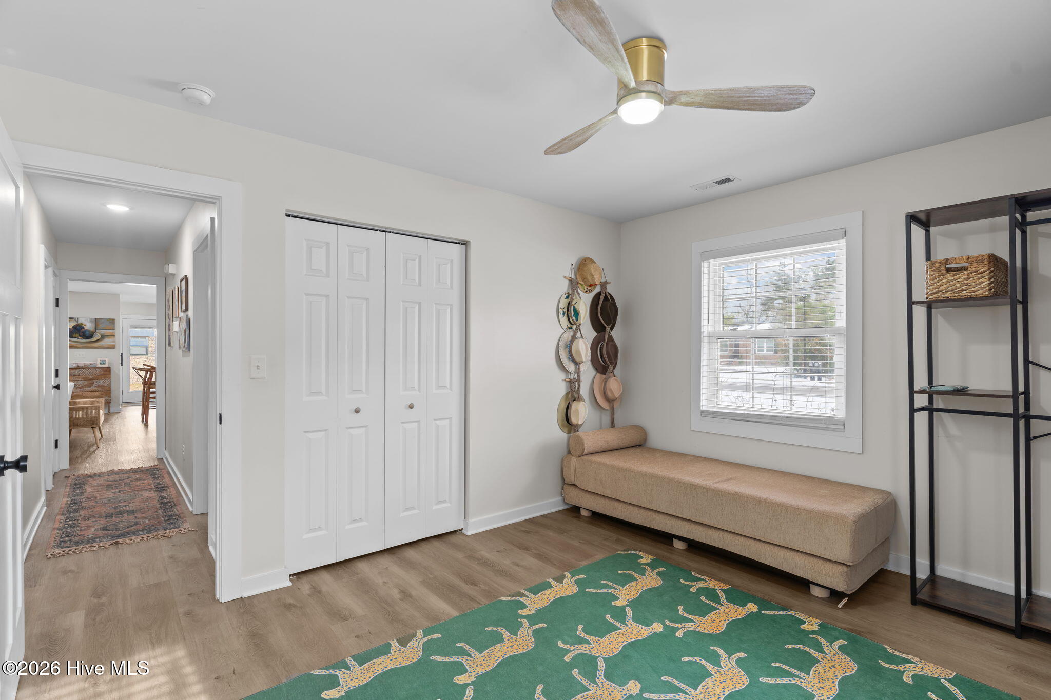 100552311 | Photo 35