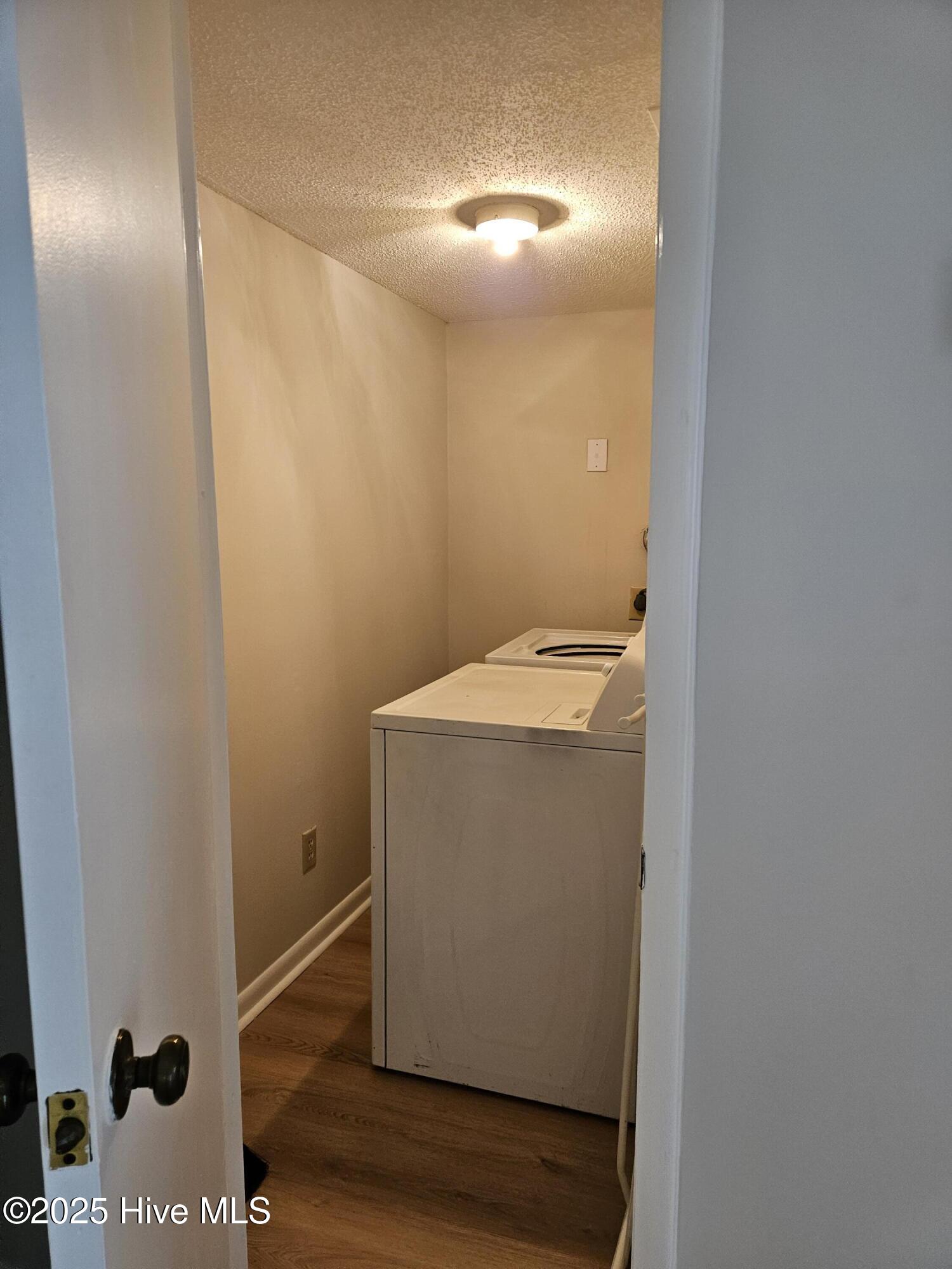 100540058 | Photo 14