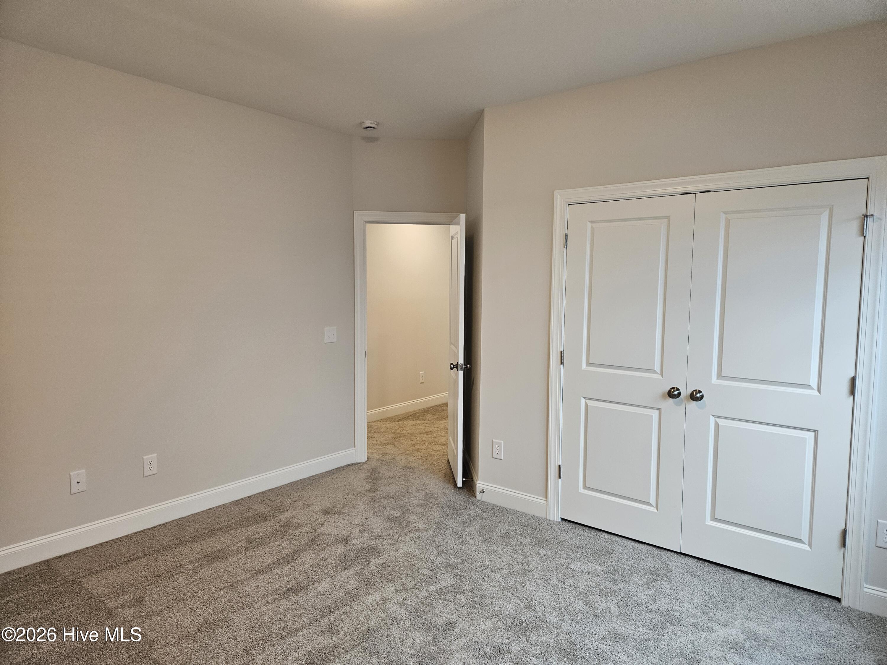 100569103 | Photo 24