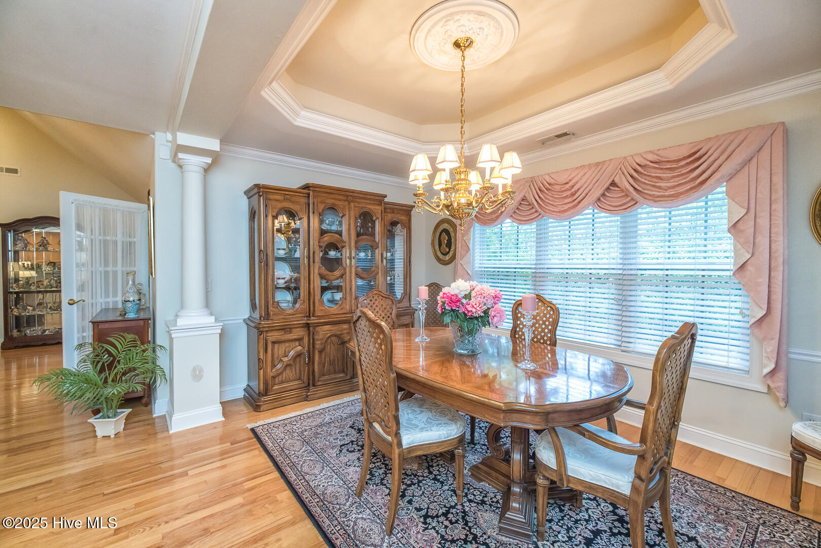 100538181 | Photo 18