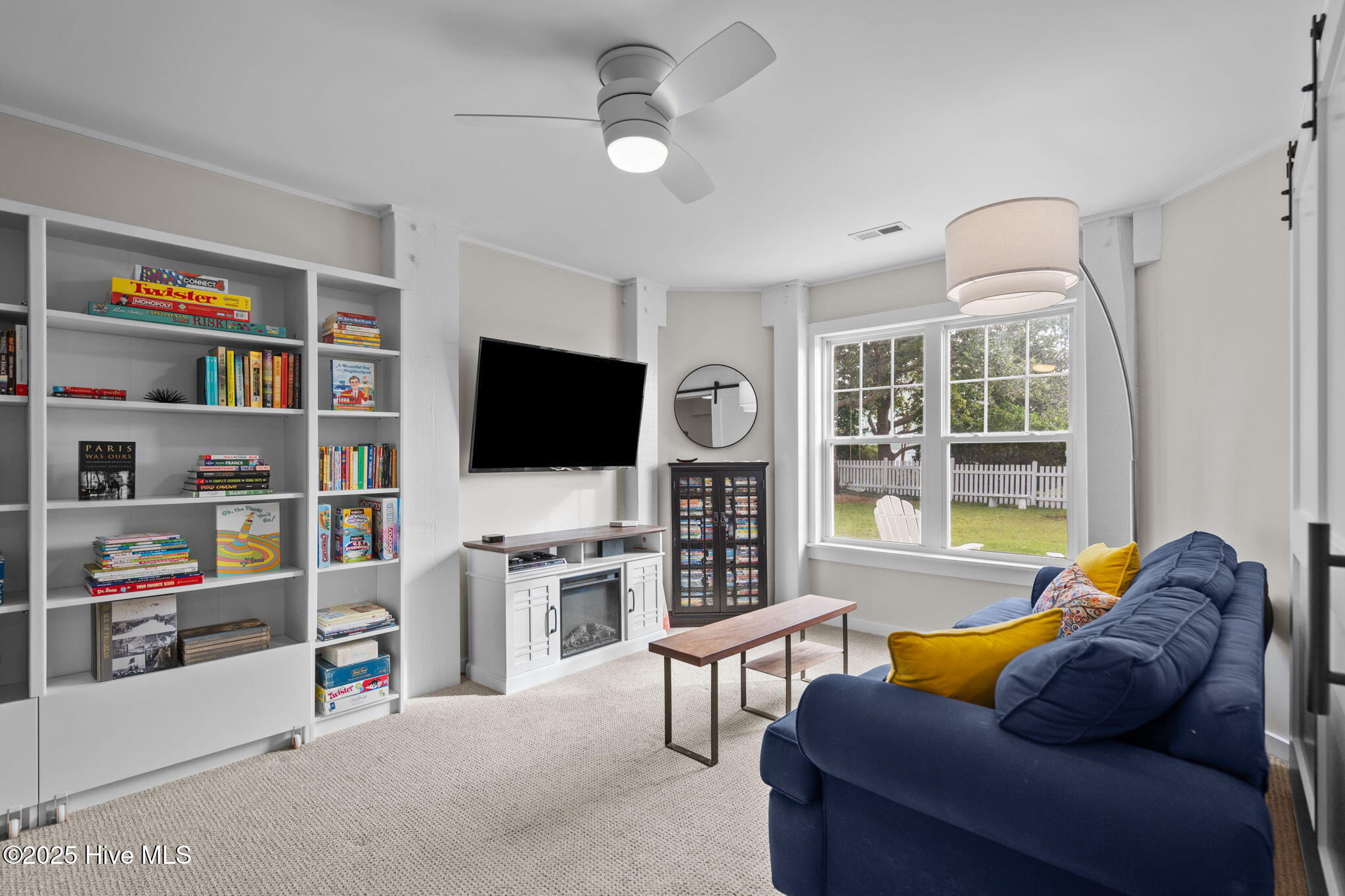 100528762 | Photo 37