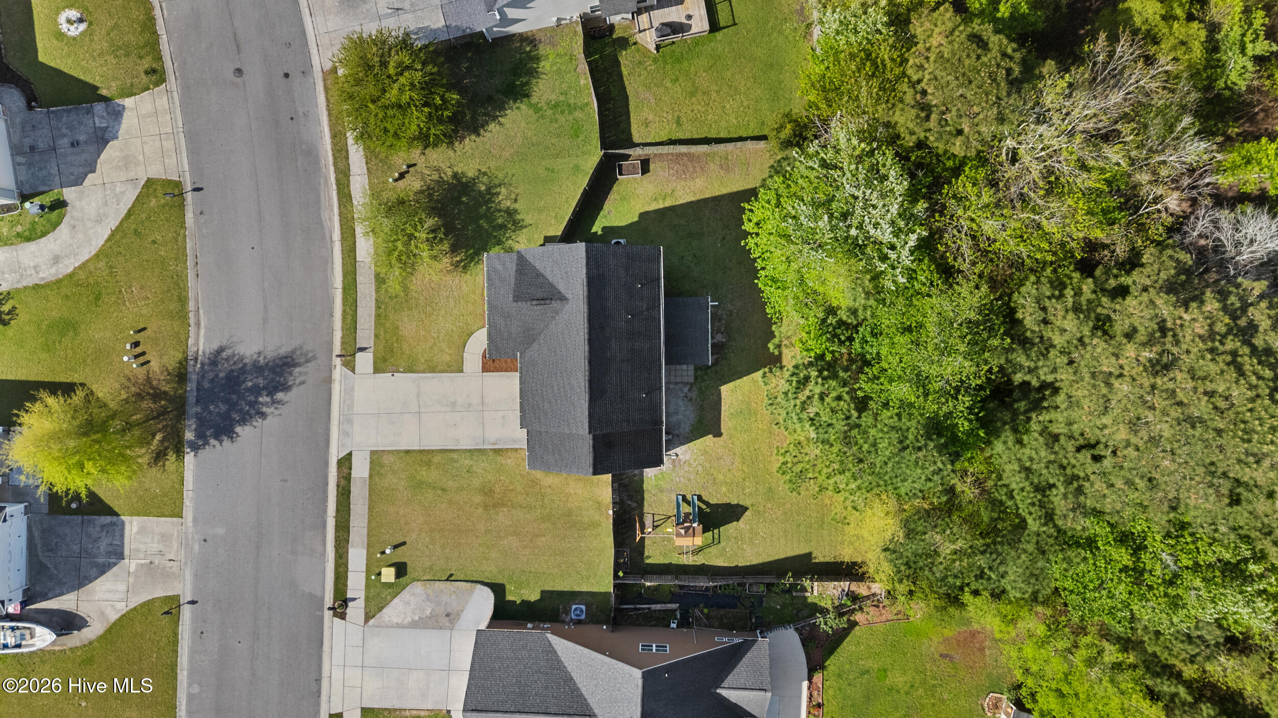 100567272 | Photo 45