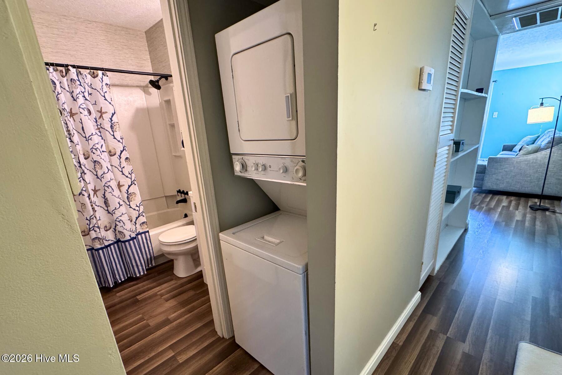 Homes for sale in Elizabethtown, NC | 215 Lake Pl Condo Dr #215, Elizabethtown, NC 28337 | MLS# 100558574