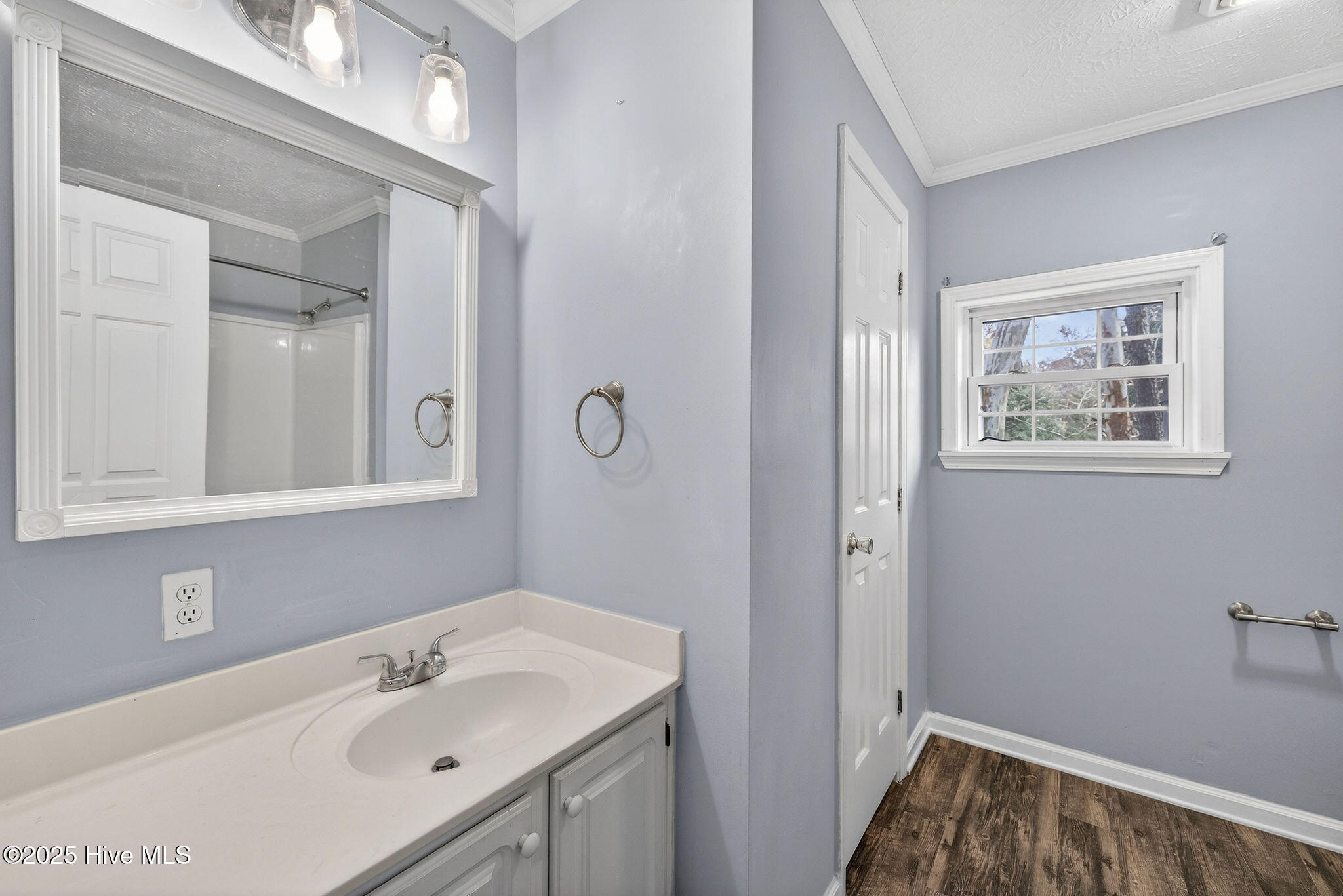 100546222 | Photo 34