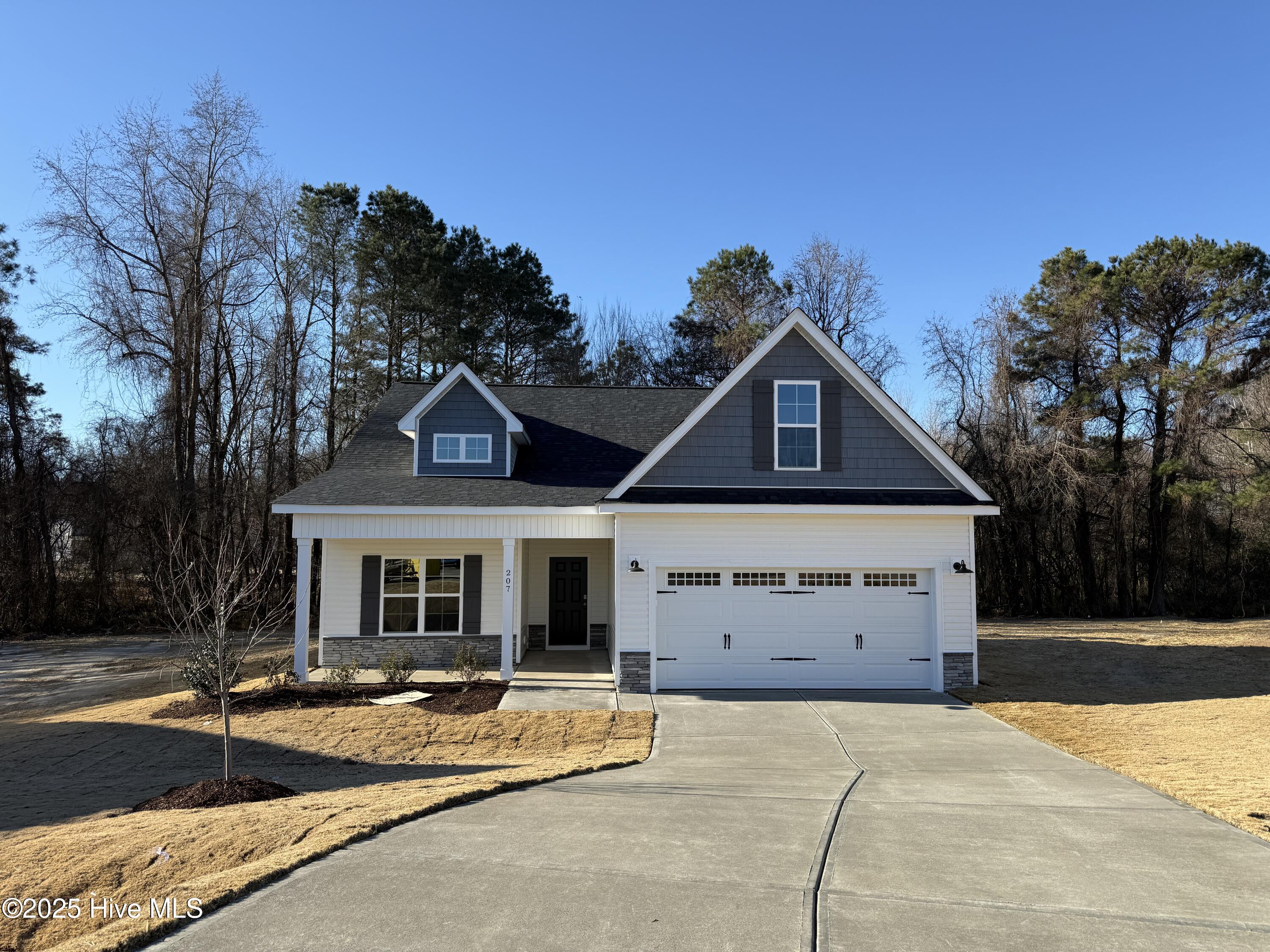 Homes for sale in Smithfield, NC | 207 Tuskeegee Dr, Smithfield, NC 27577 | MLS# 100539705