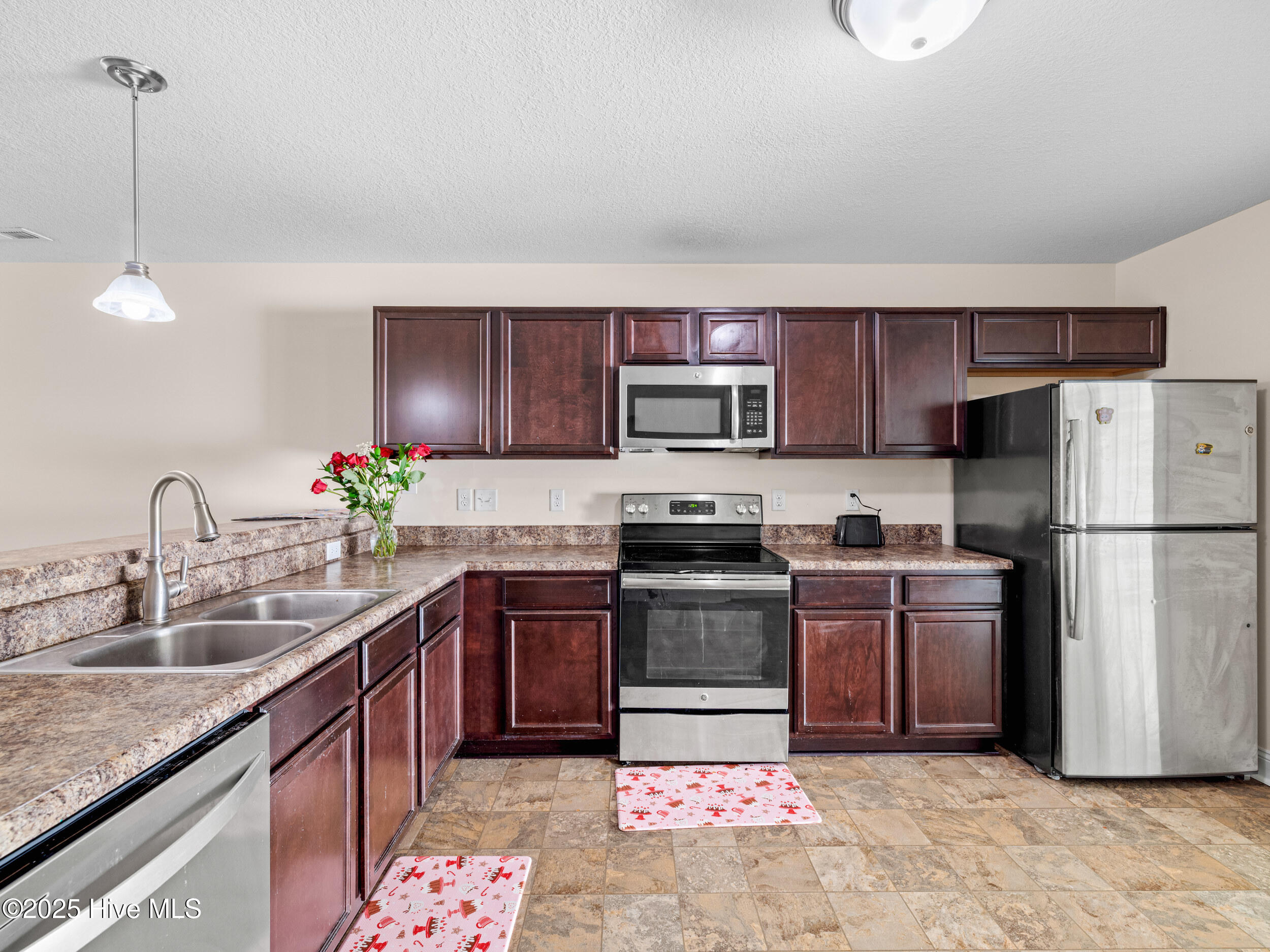 100541514 | Photo 15