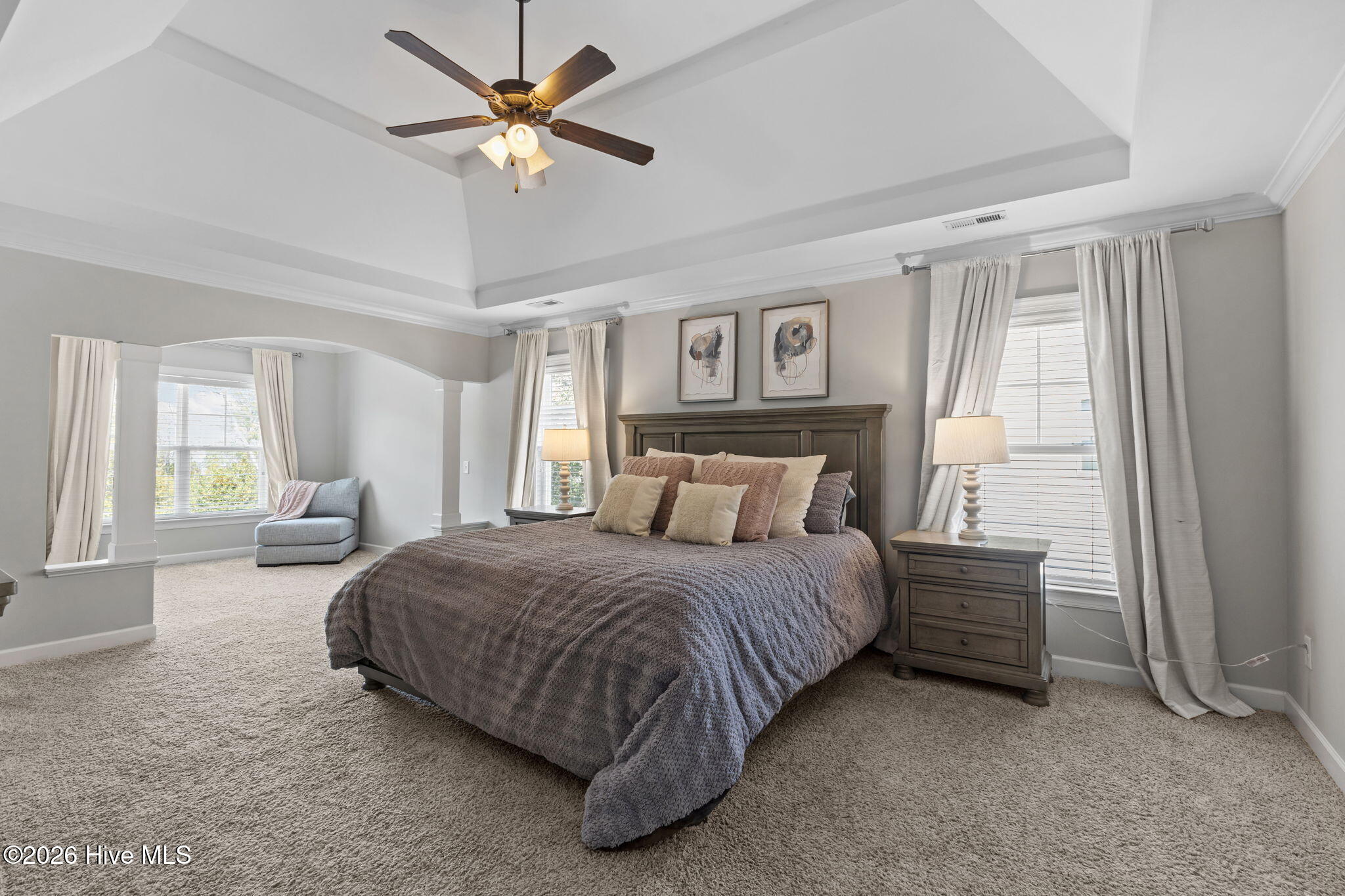 100554627 | Photo 22