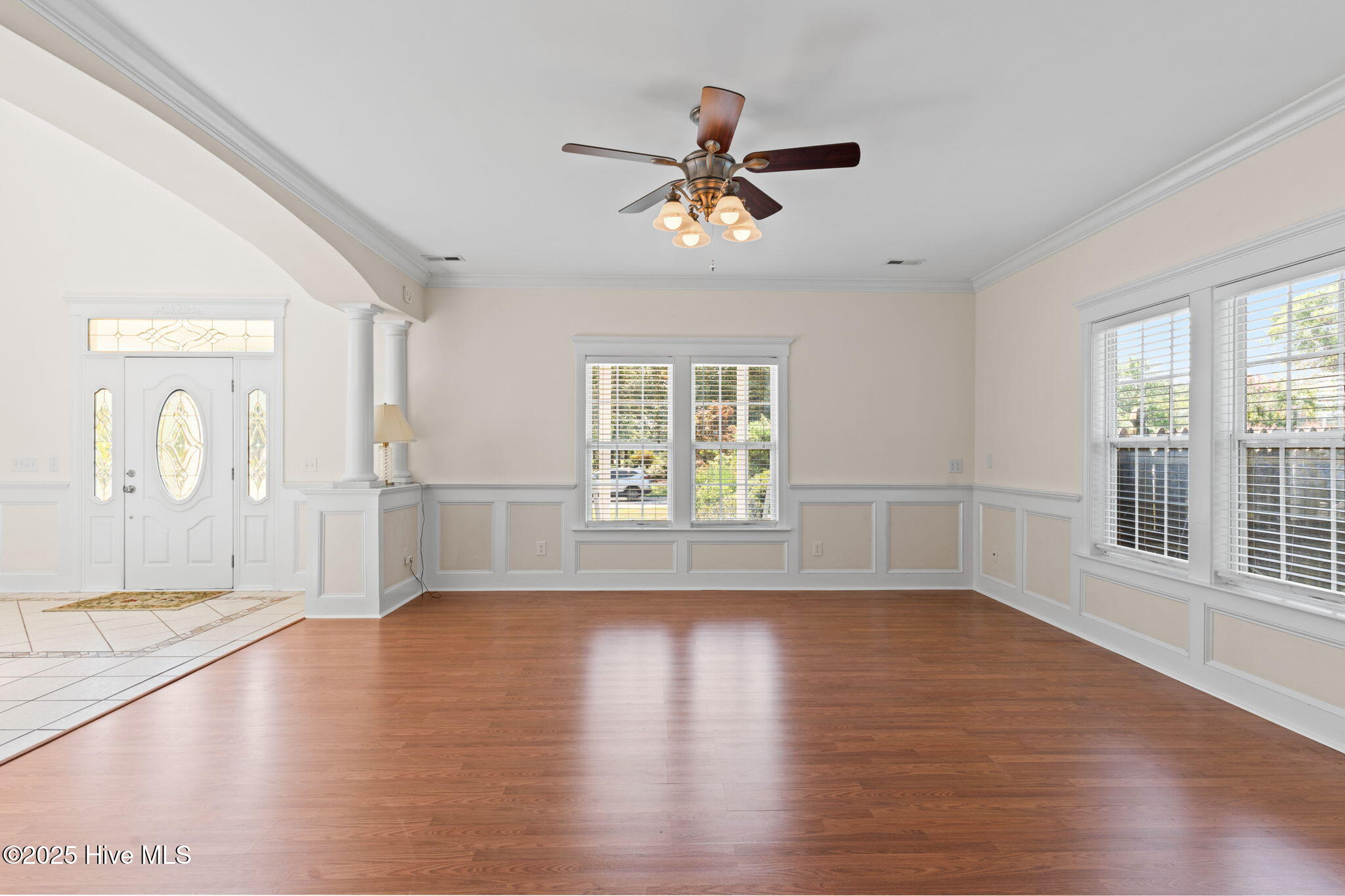 100522413 | Photo 18