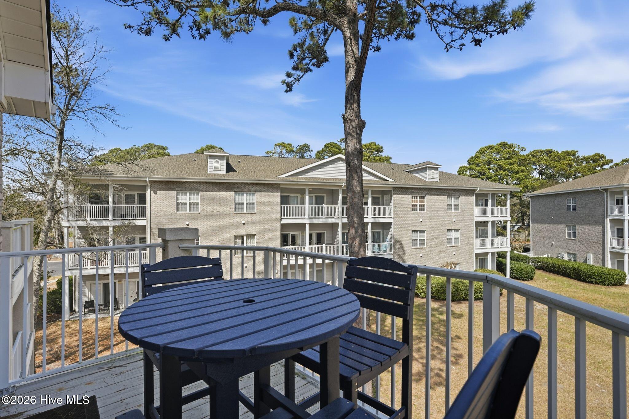 100559289 | Photo 20