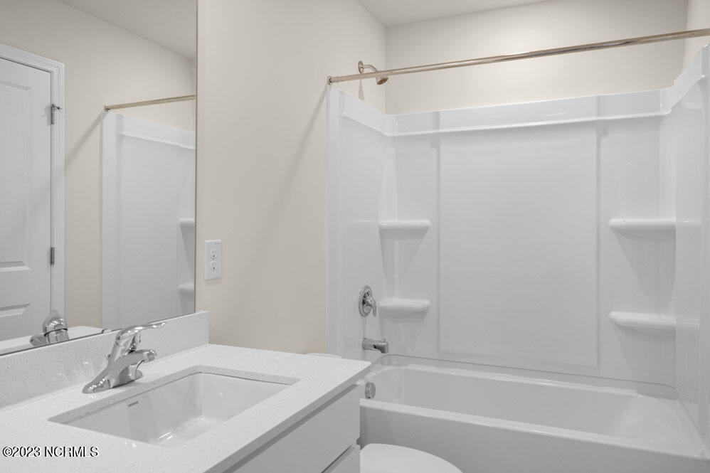 1025 Middlecrest Drive