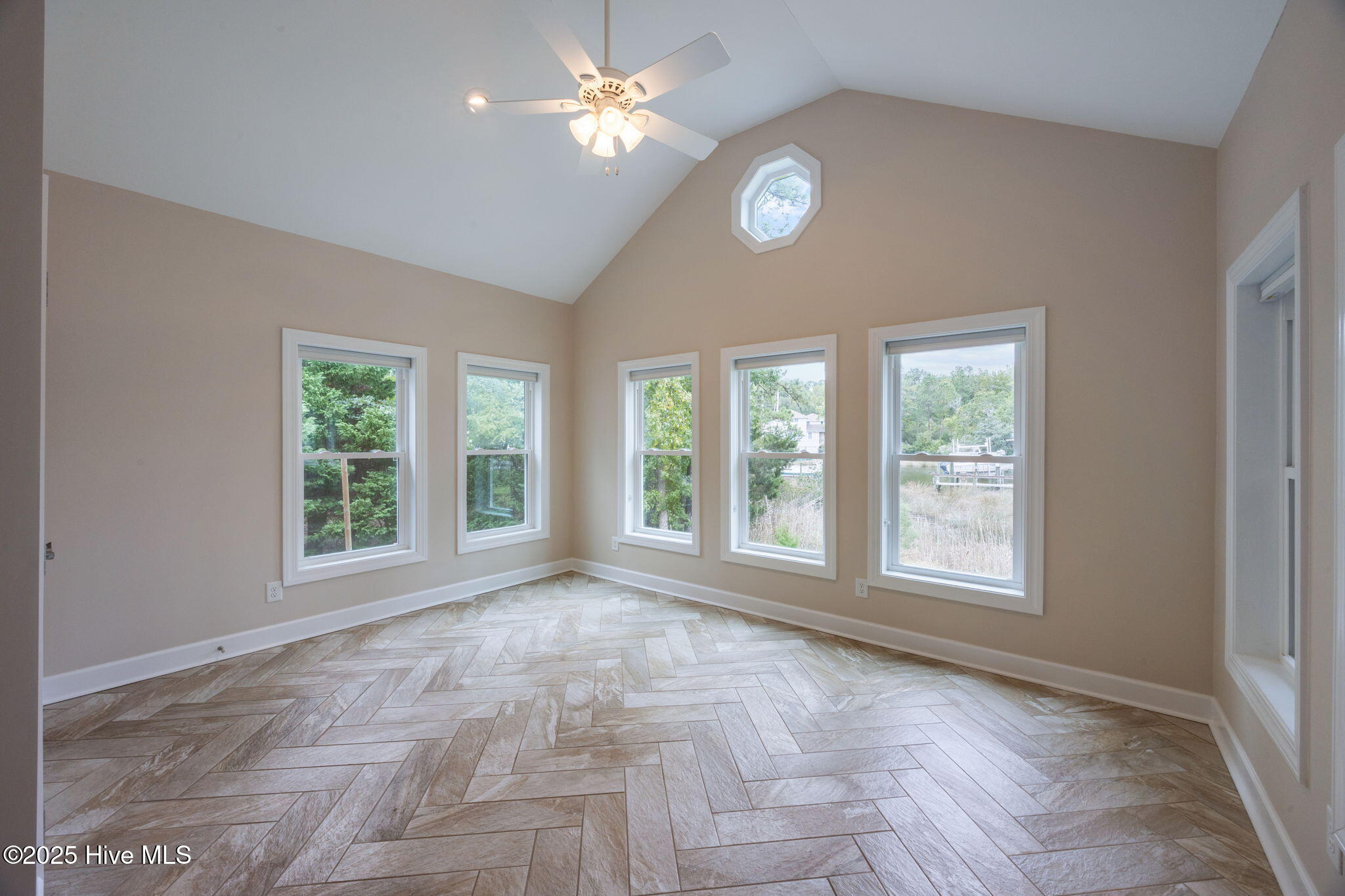 402 Whittaker Point Road,Oriental