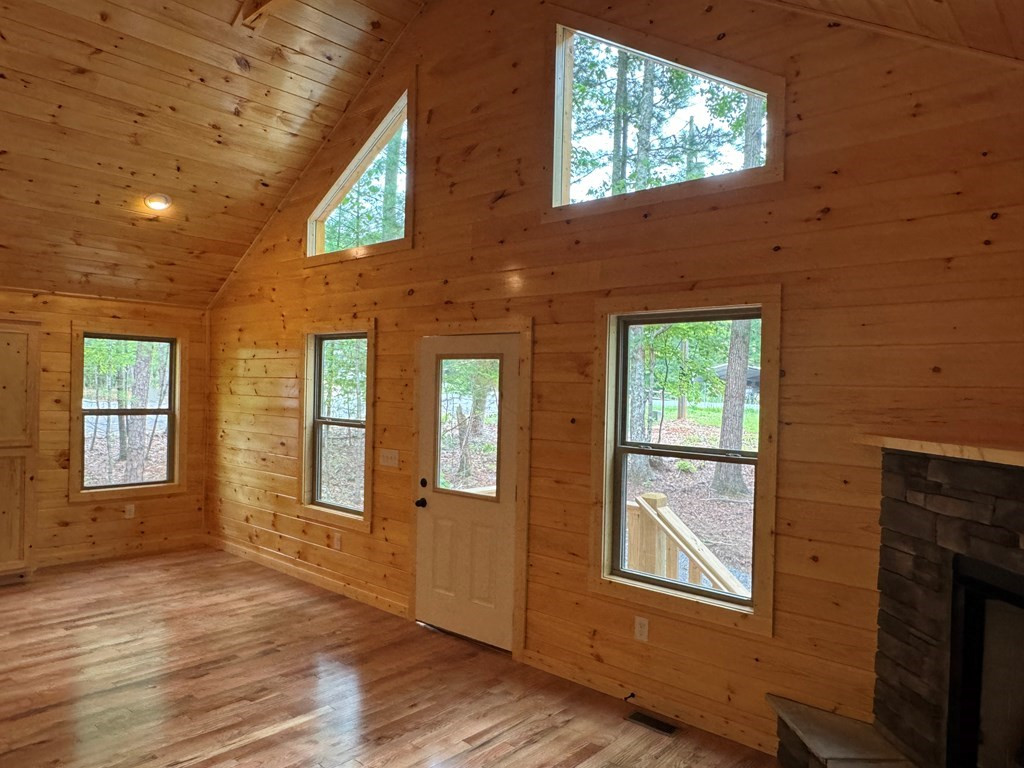 Exterior photo of 83 Noelles Pass, Murphy, NC 28906. MLS: 98525331